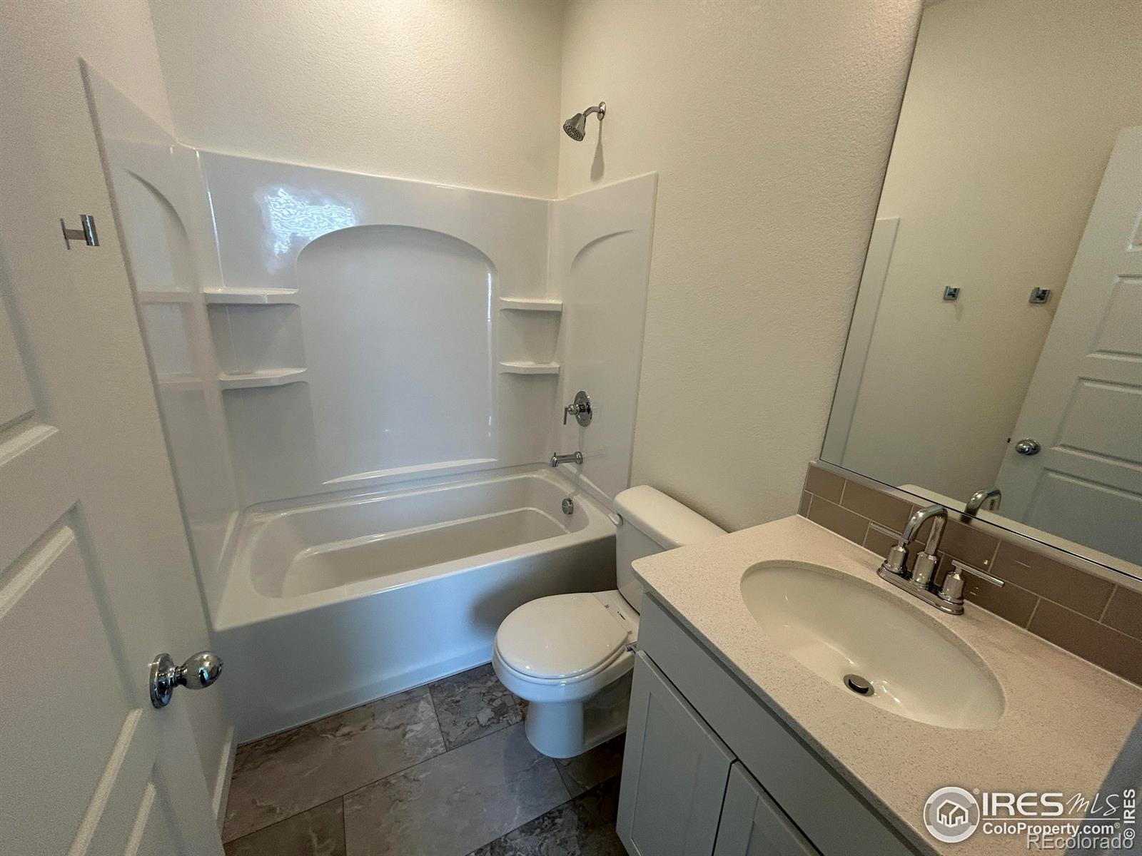 MLS Image #5 for 3833  kenai street,evans, Colorado