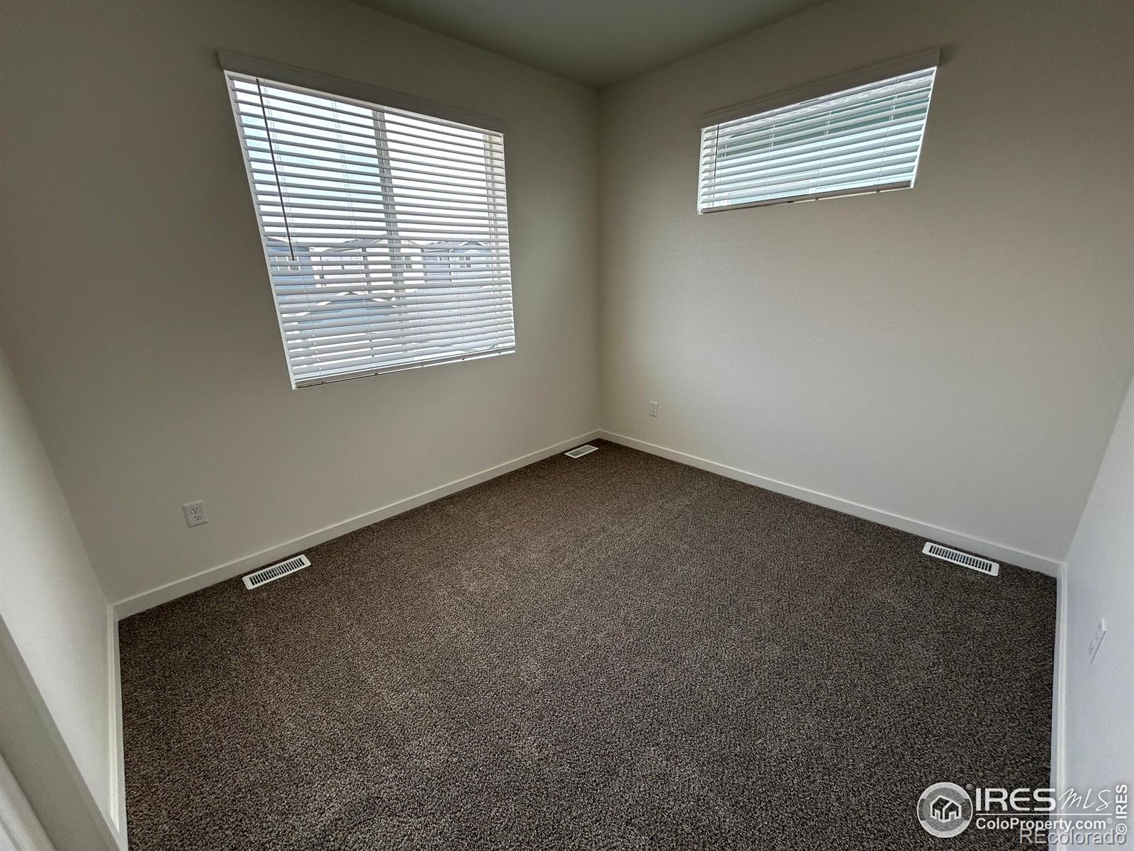 MLS Image #6 for 3833  kenai street,evans, Colorado