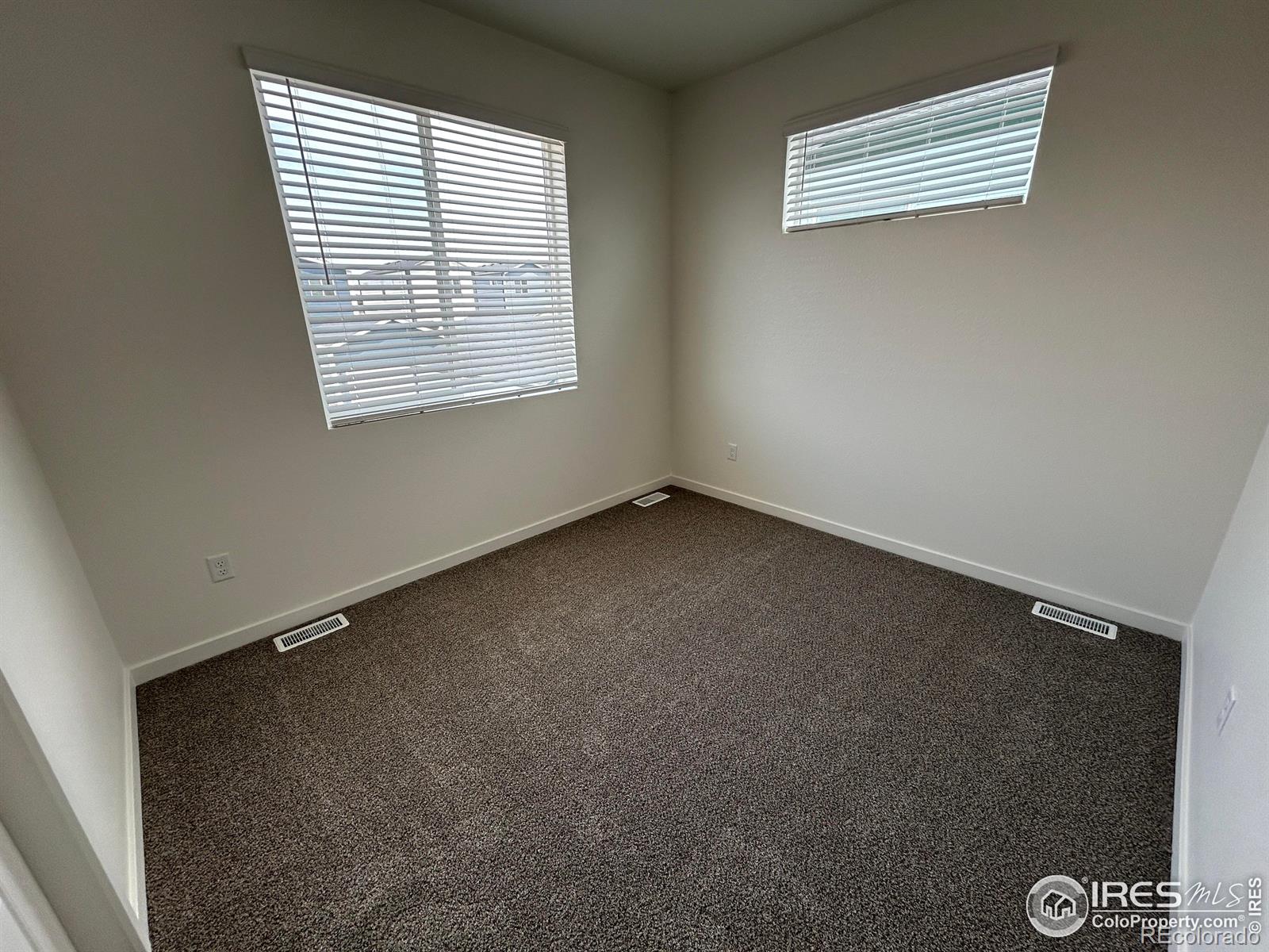 MLS Image #7 for 3833  kenai street,evans, Colorado