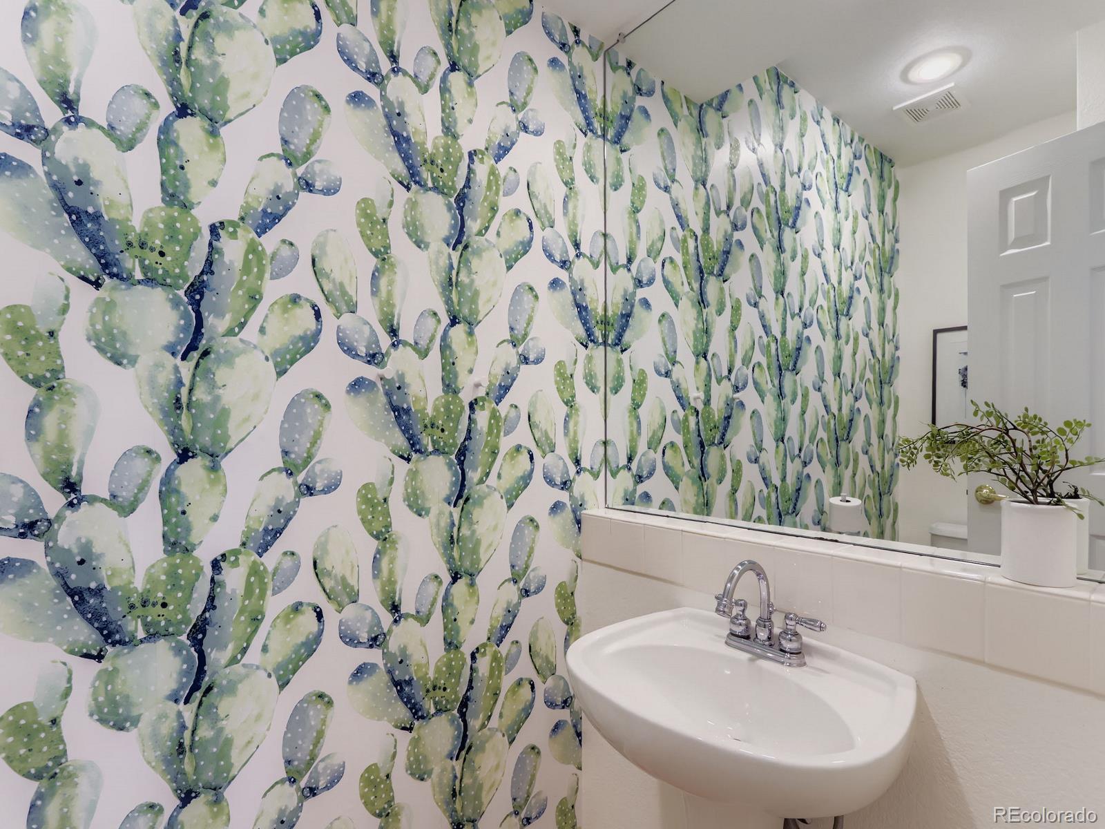MLS Image #15 for 4033  hawthorne circle,longmont, Colorado