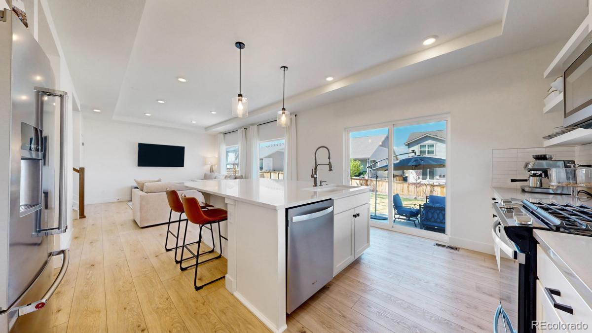 MLS Image #4 for 10949  memphis court,commerce city, Colorado