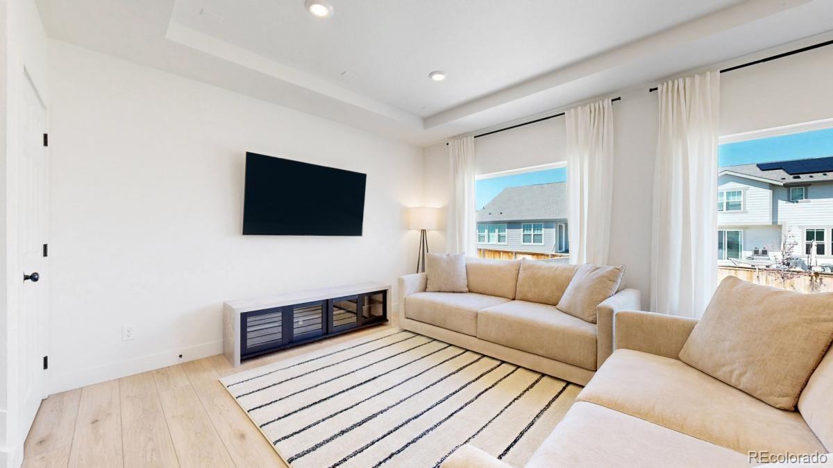 MLS Image #8 for 10949  memphis court,commerce city, Colorado