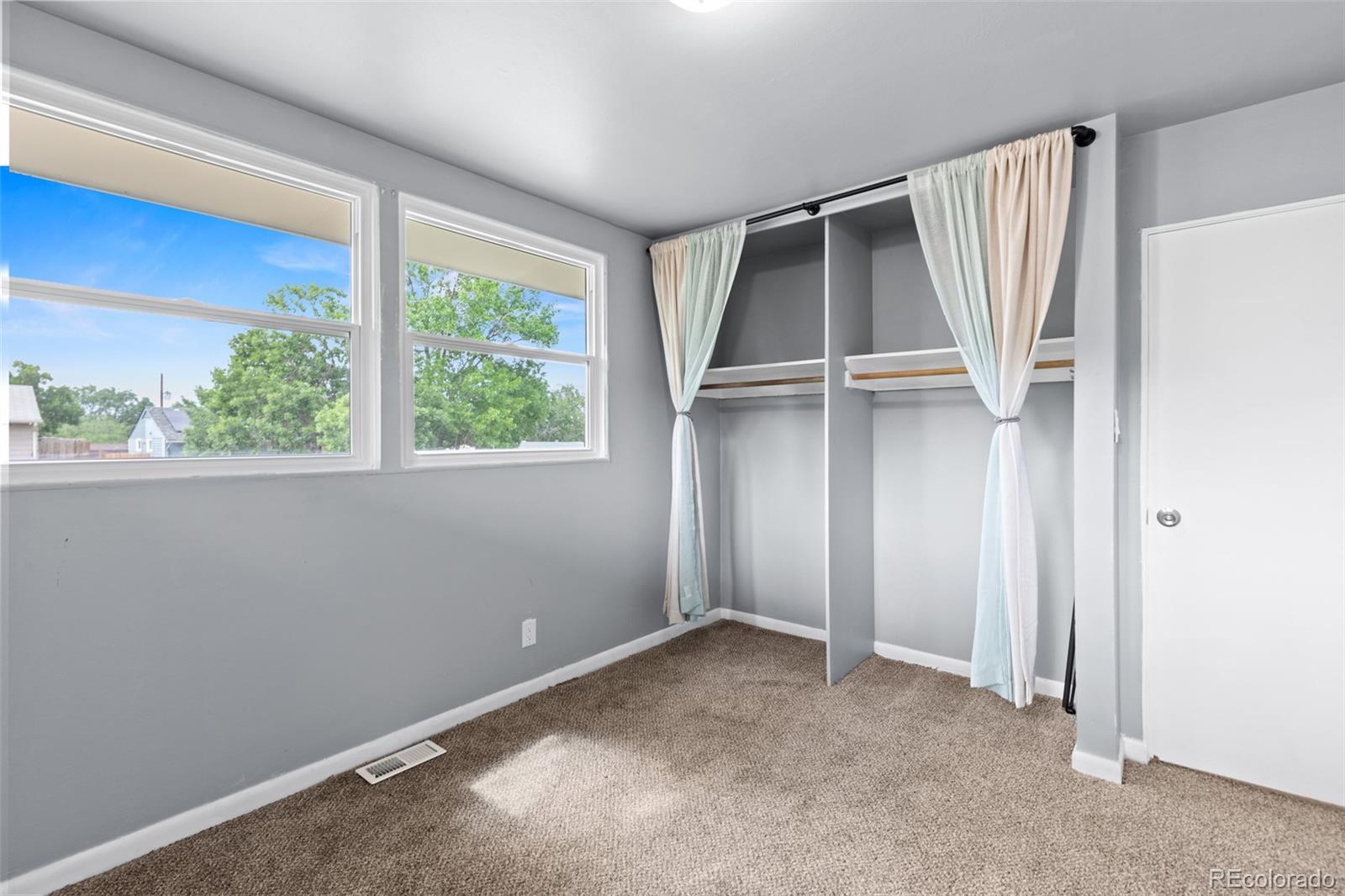 MLS Image #12 for 600  bronco road,denver, Colorado