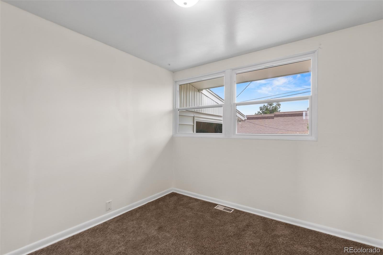 MLS Image #13 for 600  bronco road,denver, Colorado