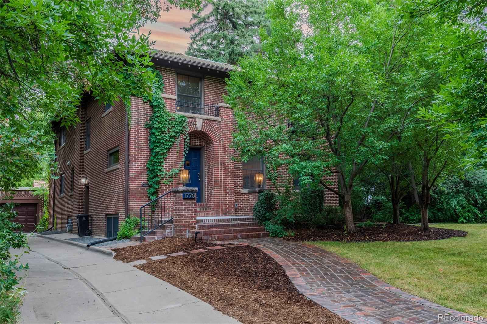 CMA Image for 1770  Hudson Street,Denver, Colorado