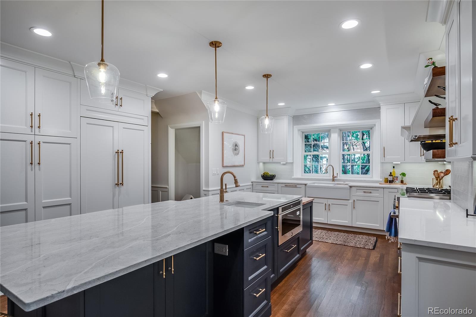 MLS Image #14 for 1770  hudson street,denver, Colorado