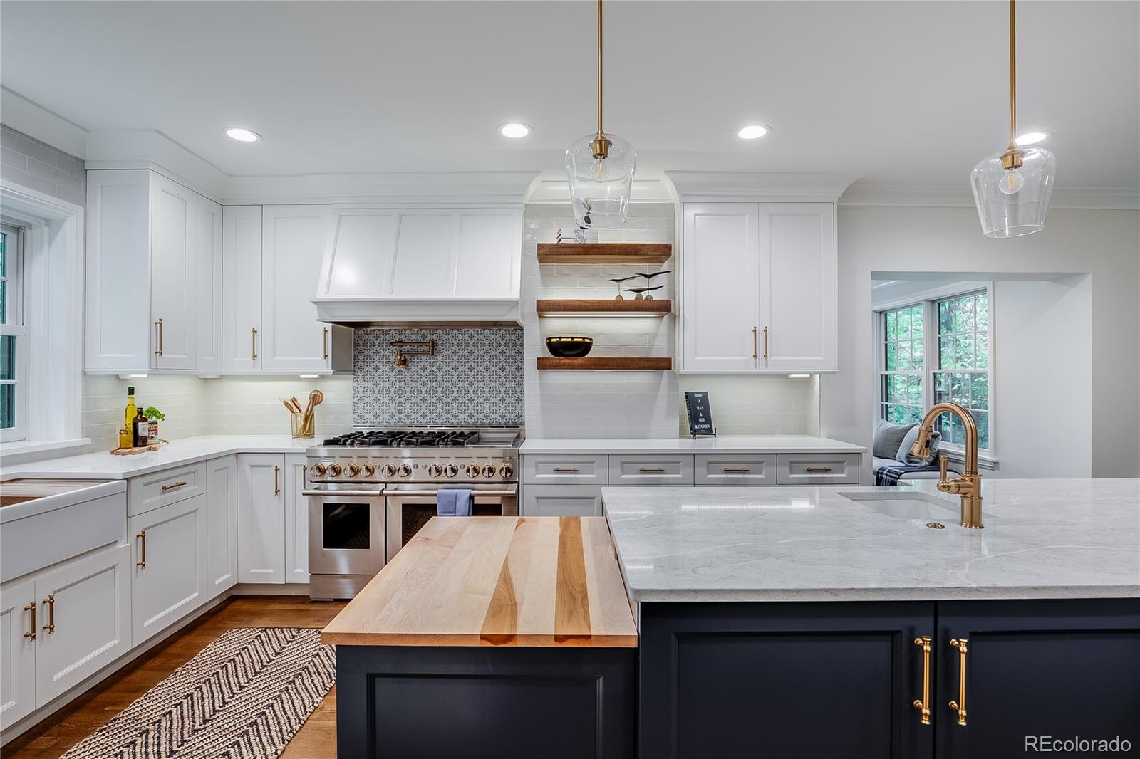 MLS Image #15 for 1770  hudson street,denver, Colorado