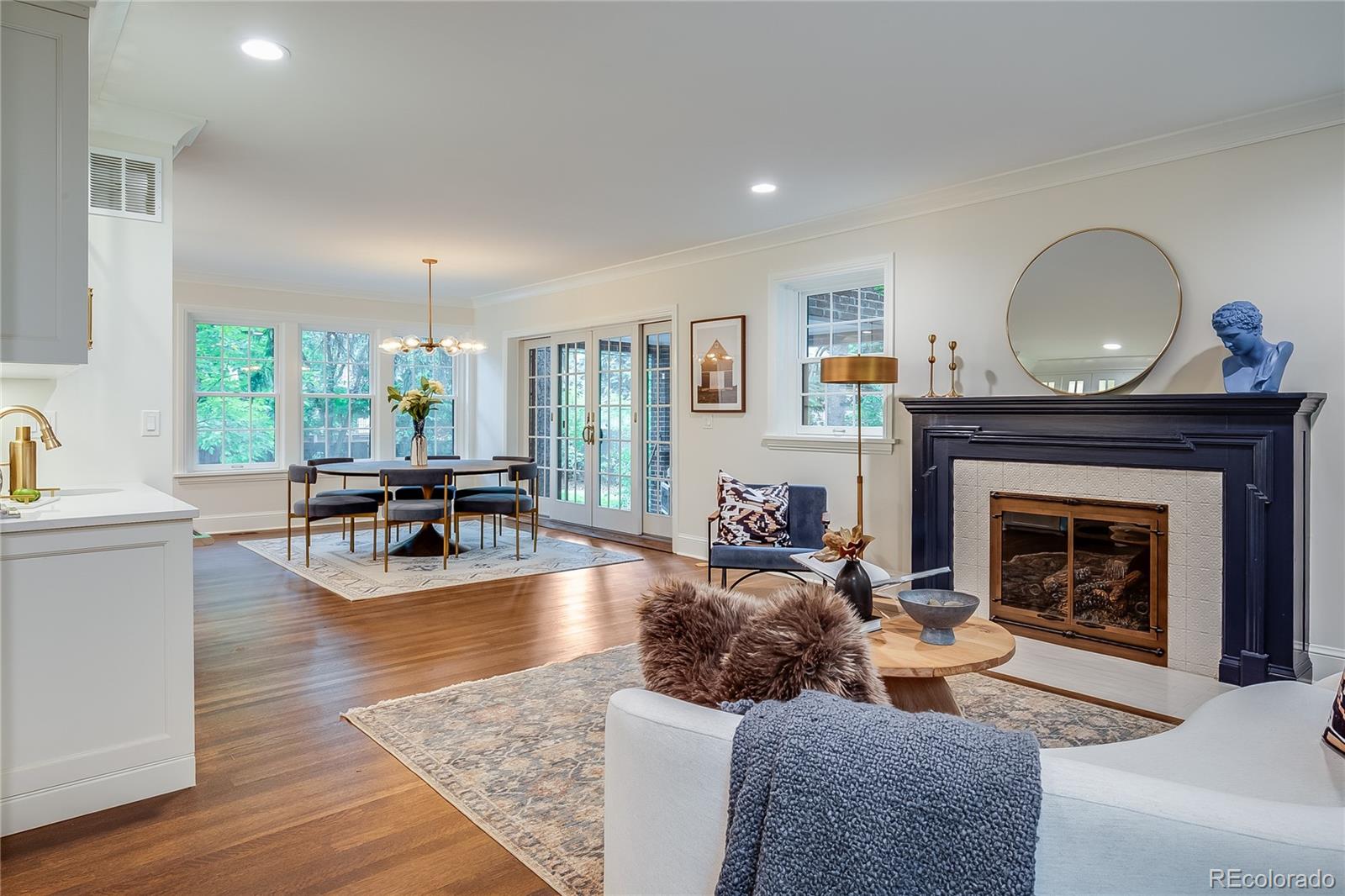 MLS Image #22 for 1770  hudson street,denver, Colorado