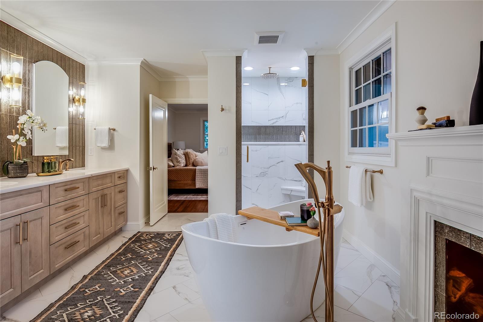 MLS Image #30 for 1770  hudson street,denver, Colorado