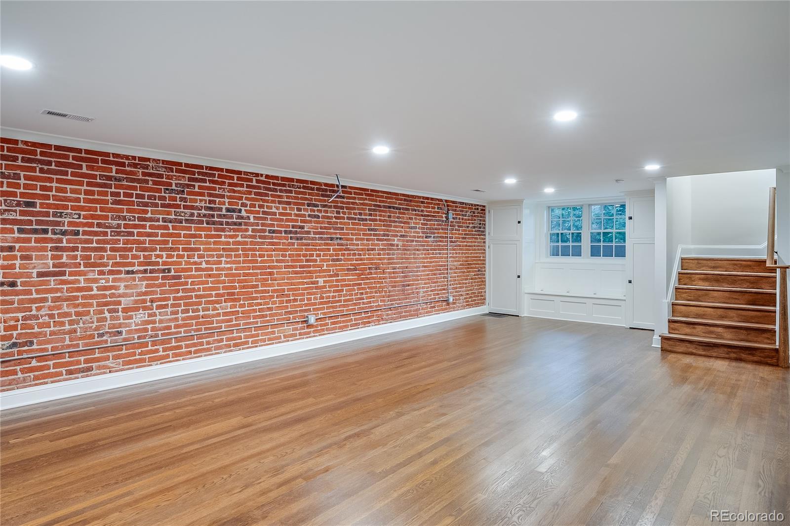 MLS Image #42 for 1770  hudson street,denver, Colorado