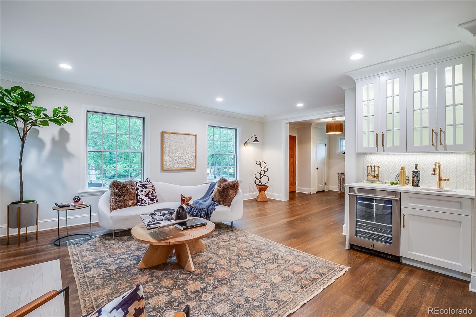 MLS Image #7 for 1770  hudson street,denver, Colorado