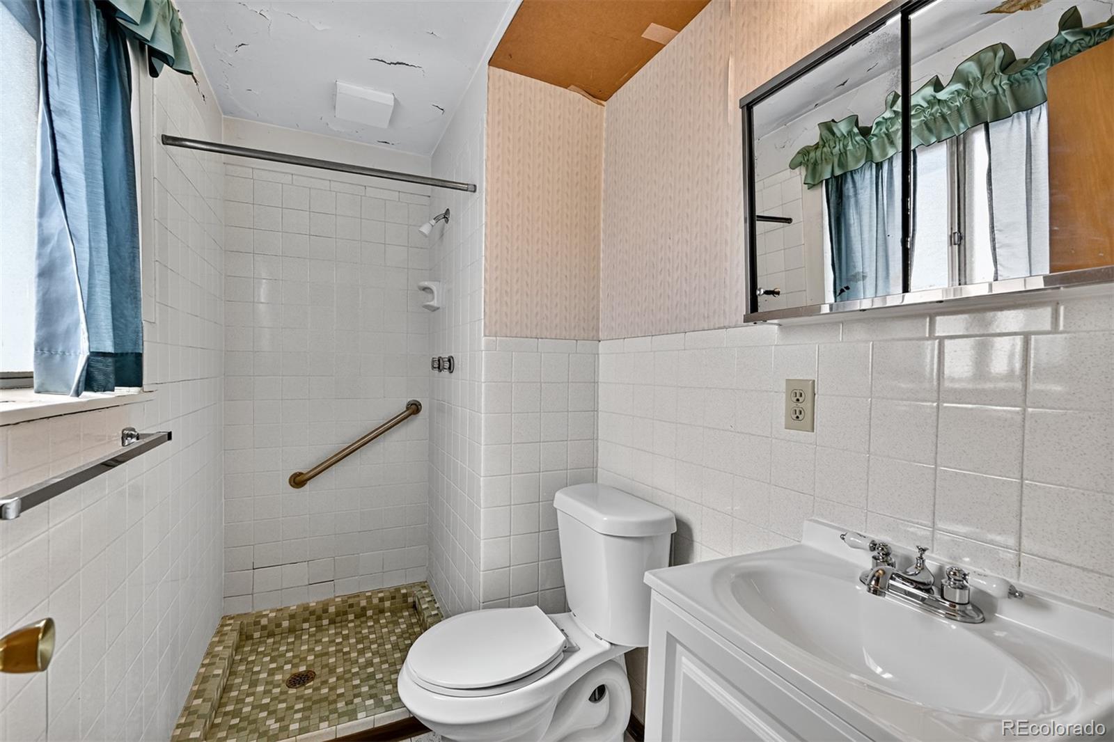 MLS Image #21 for 2806 s joslin court,denver, Colorado