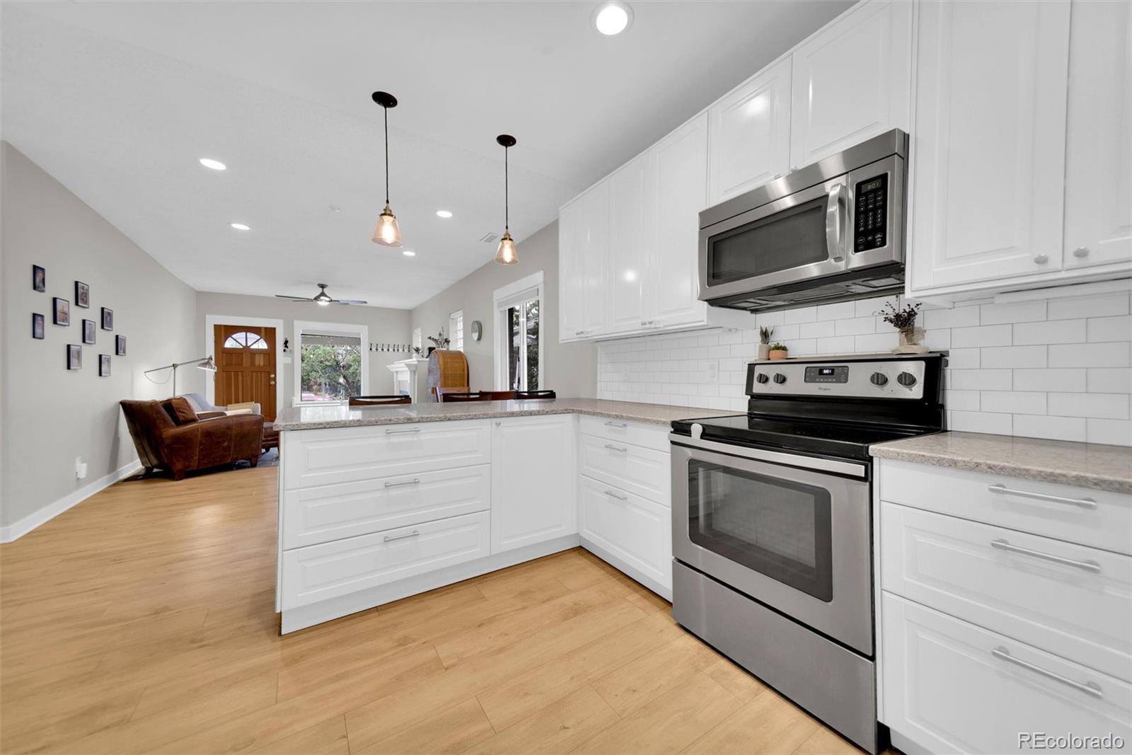 MLS Image #9 for 407 n washington street,denver, Colorado