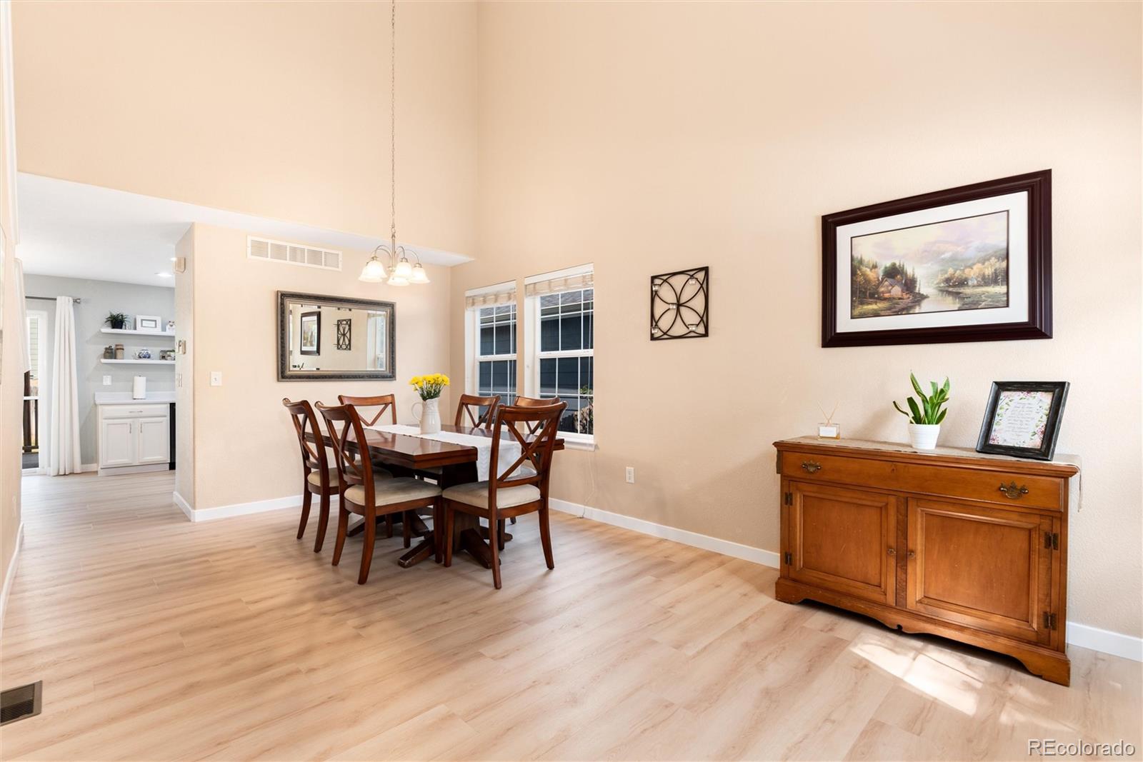 MLS Image #6 for 8147 s norfolk street,englewood, Colorado
