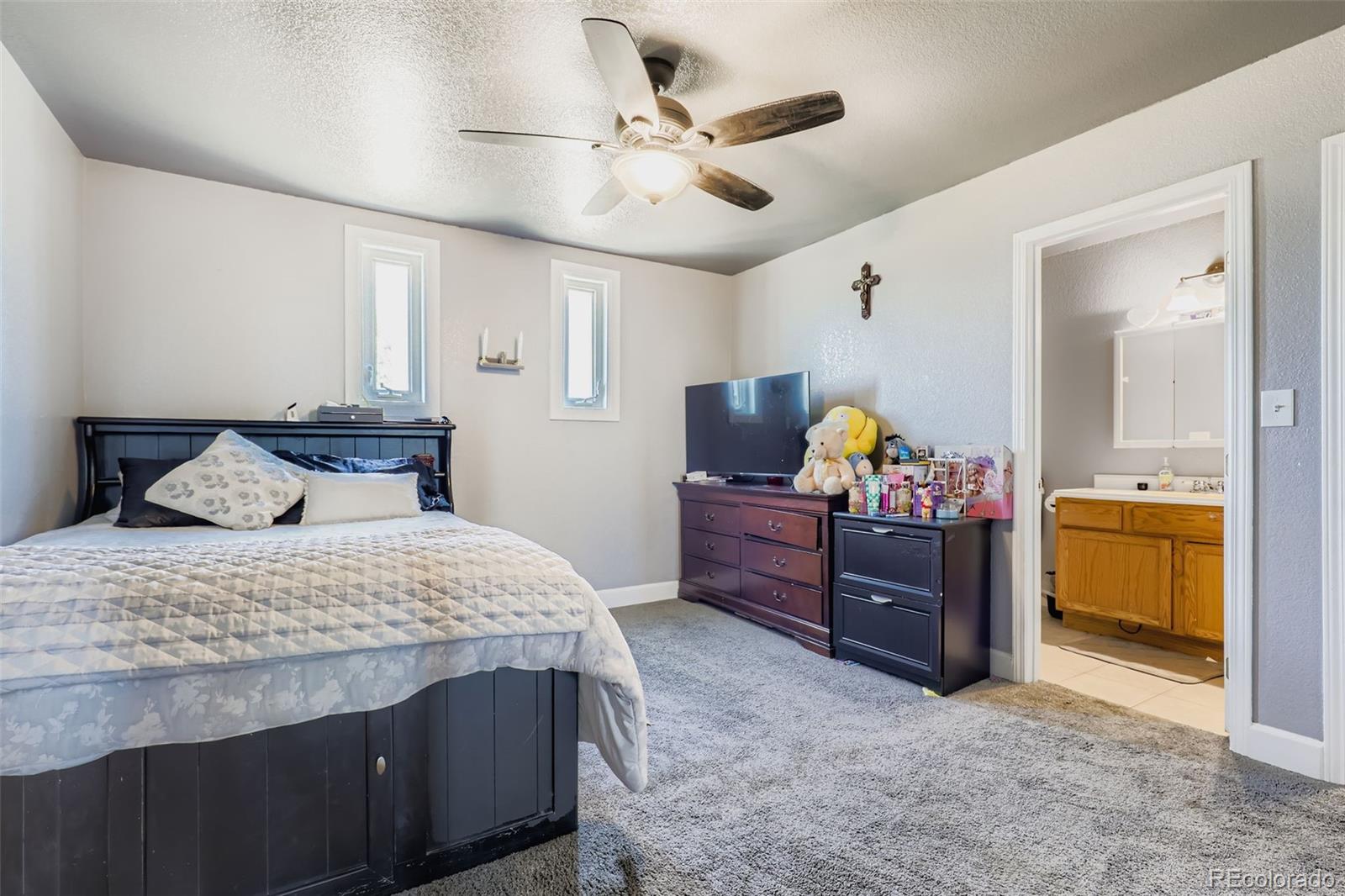 MLS Image #13 for 6801  bowen court,commerce city, Colorado