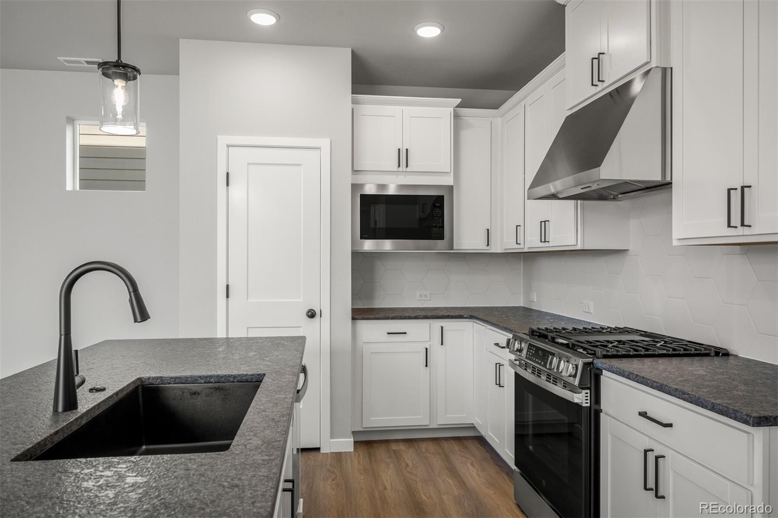 MLS Image #11 for 6373  scrabble view,colorado springs, Colorado