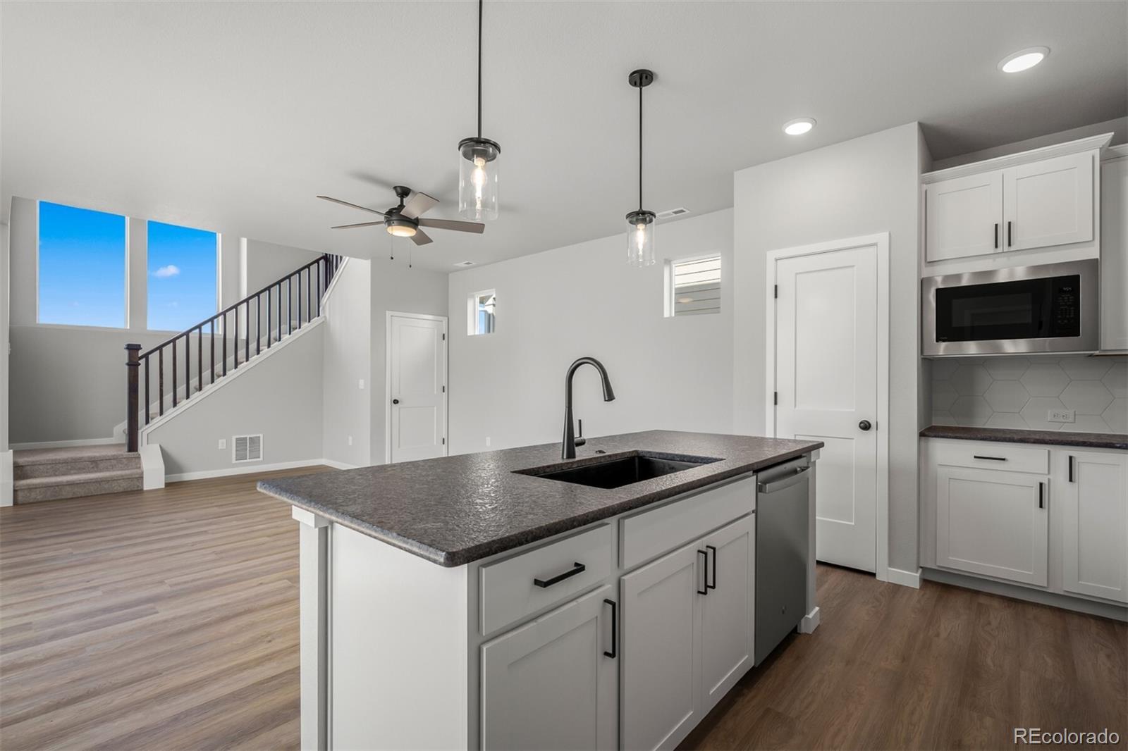 MLS Image #2 for 6373  scrabble view,colorado springs, Colorado