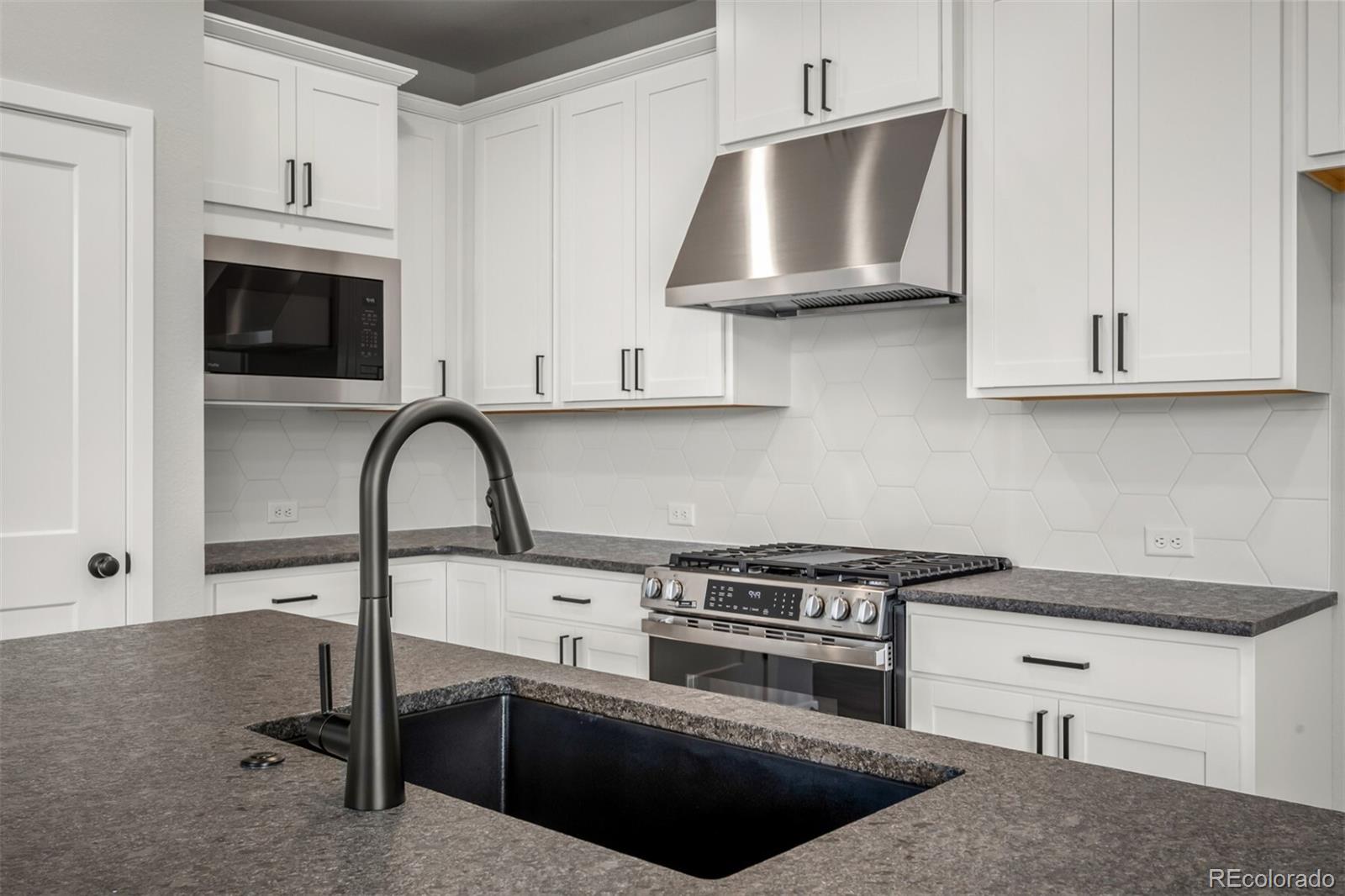 MLS Image #9 for 6373  scrabble view,colorado springs, Colorado