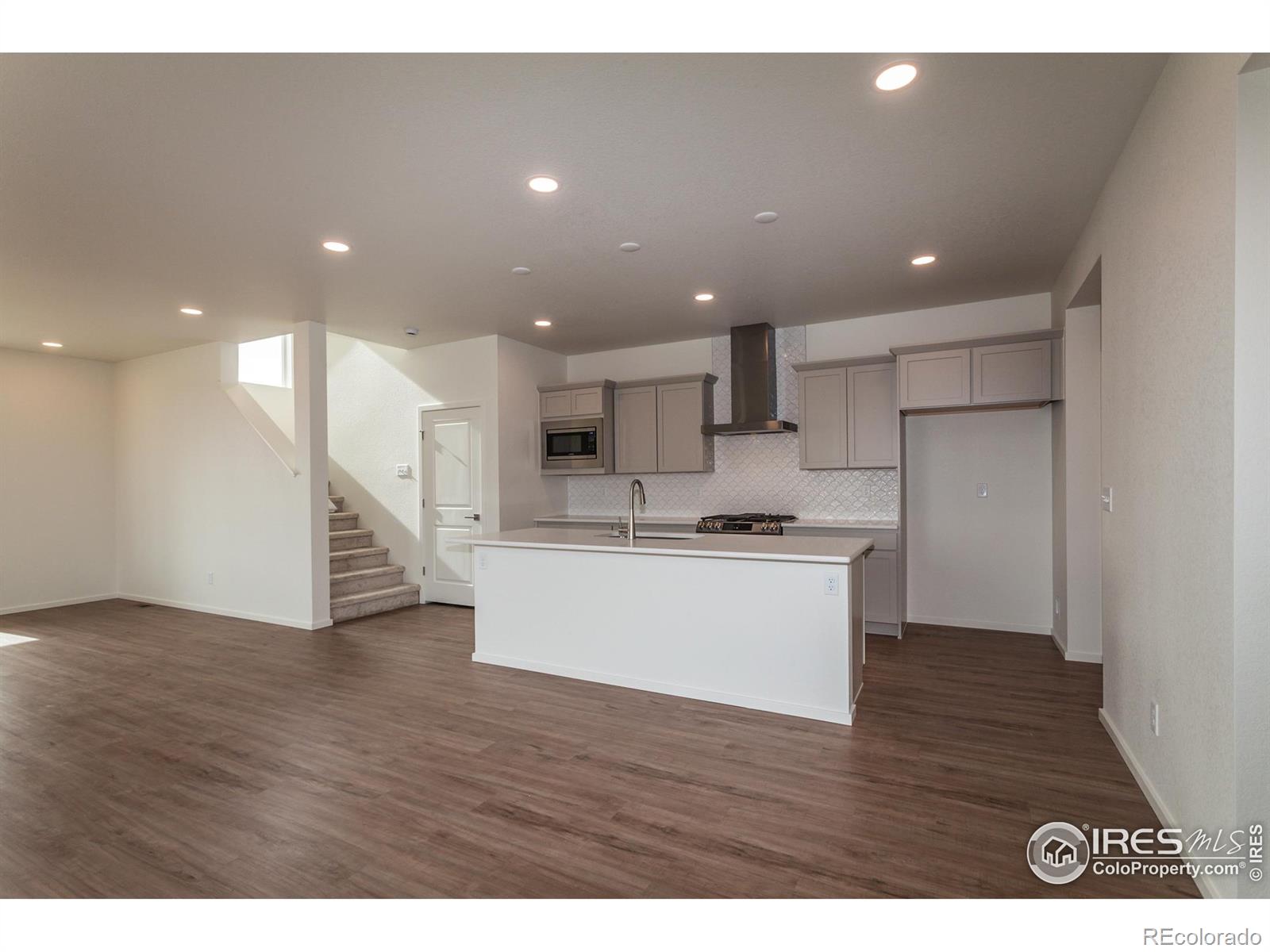 MLS Image #13 for 6120  dutch drive,timnath, Colorado