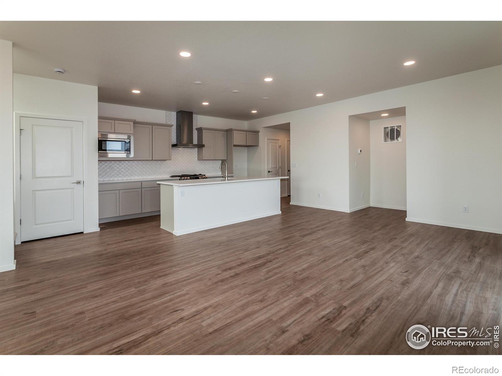 MLS Image #19 for 6120  dutch drive,timnath, Colorado