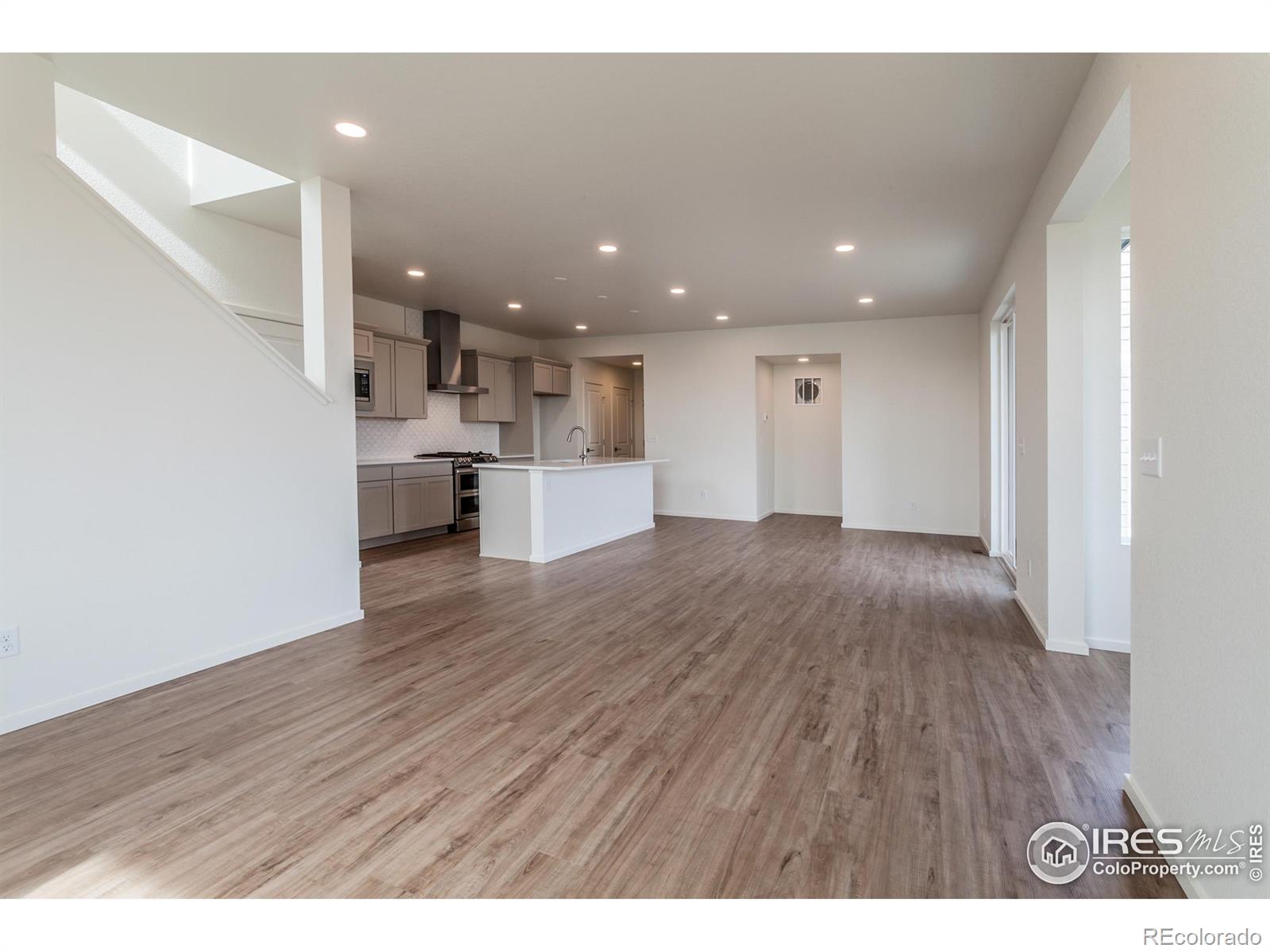 MLS Image #7 for 6120  dutch drive,timnath, Colorado