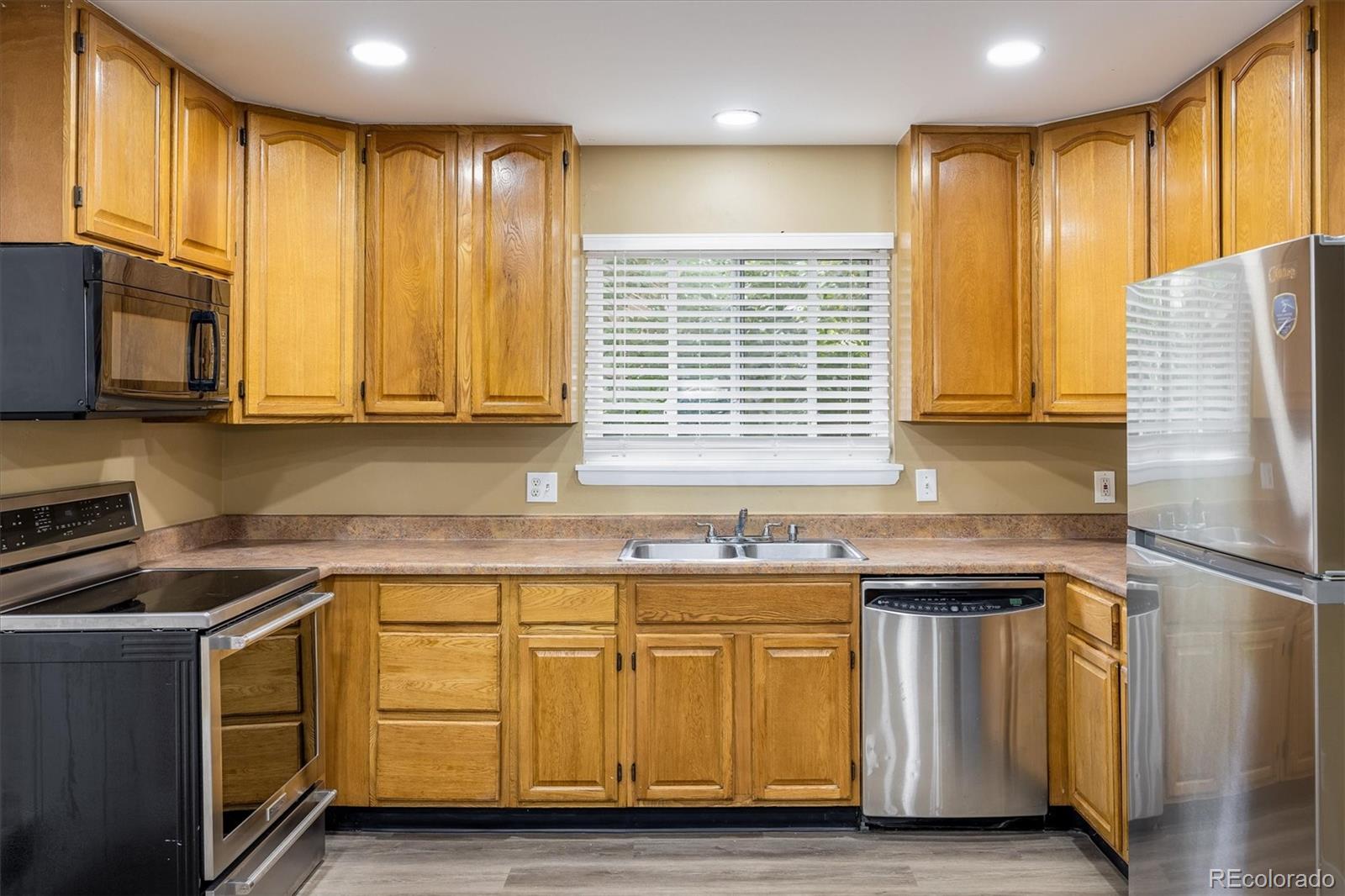 MLS Image #9 for 8145  pennsylvania street,denver, Colorado