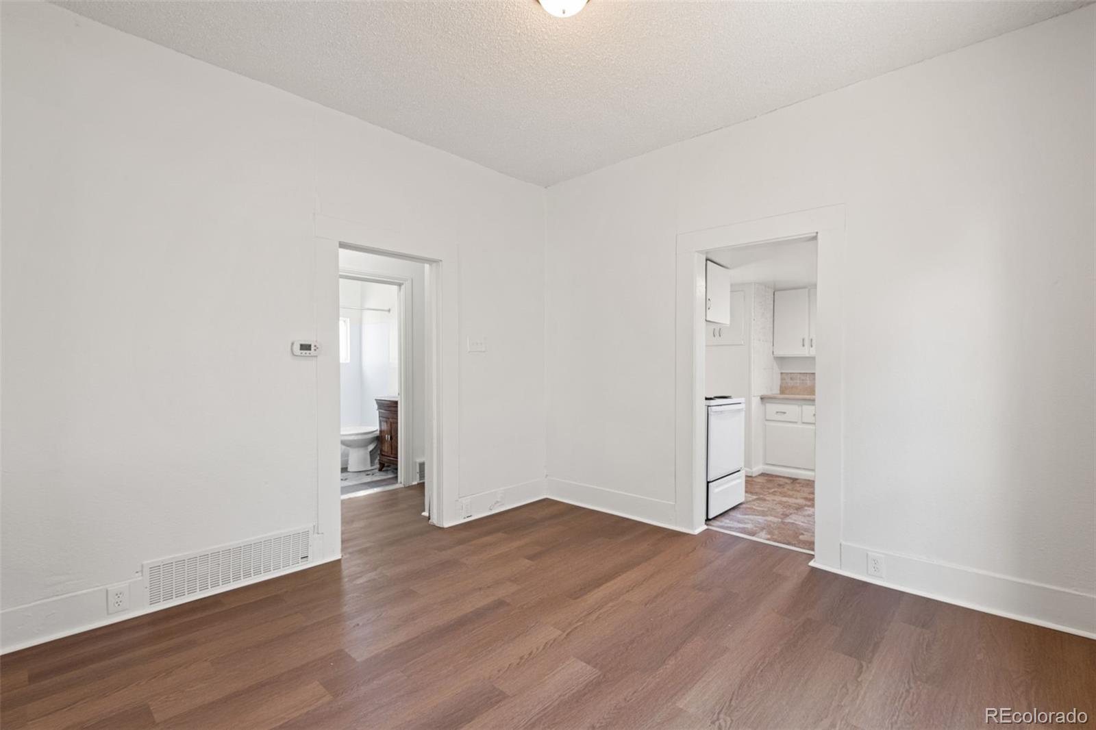 MLS Image #10 for 3174 s cherokee street,englewood, Colorado