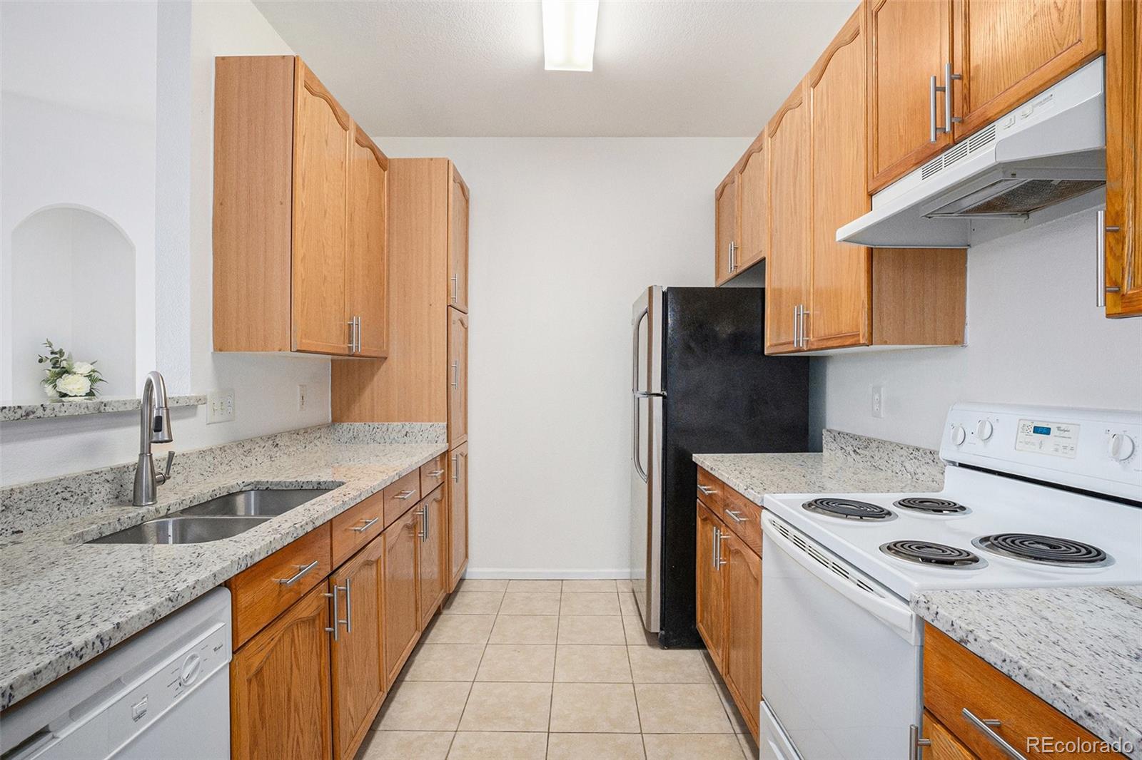 MLS Image #10 for 14333 e 1st drive 108,aurora, Colorado