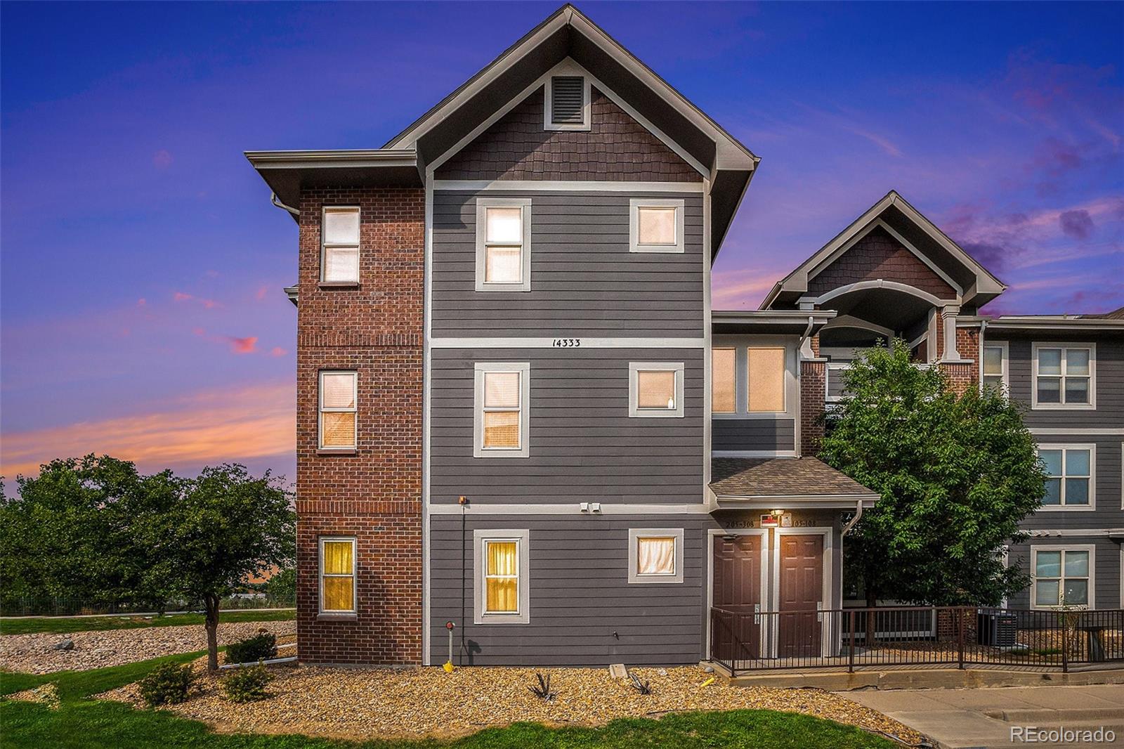 MLS Image #3 for 14333 e 1st drive 108,aurora, Colorado