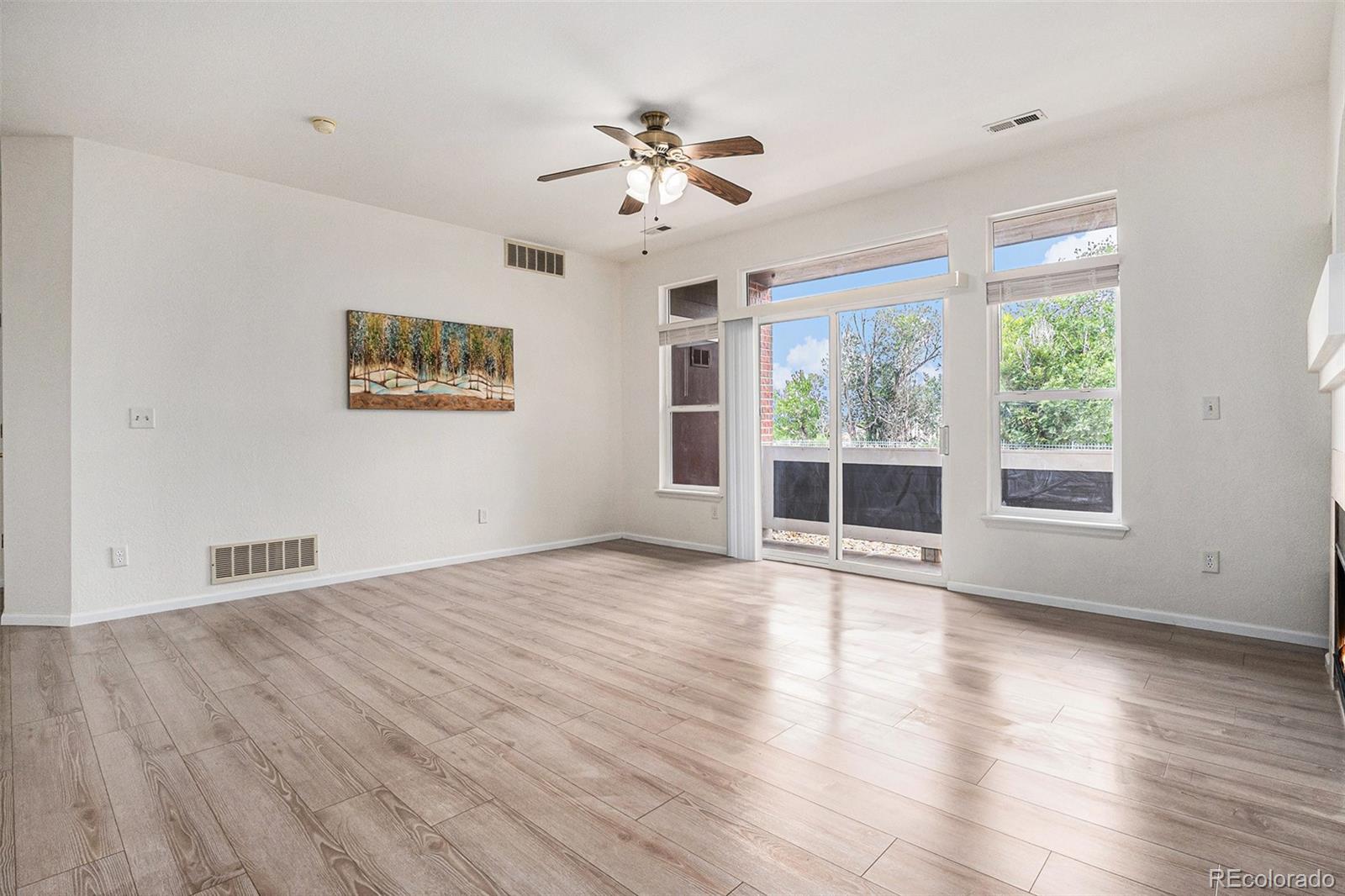 MLS Image #5 for 14333 e 1st drive 108,aurora, Colorado