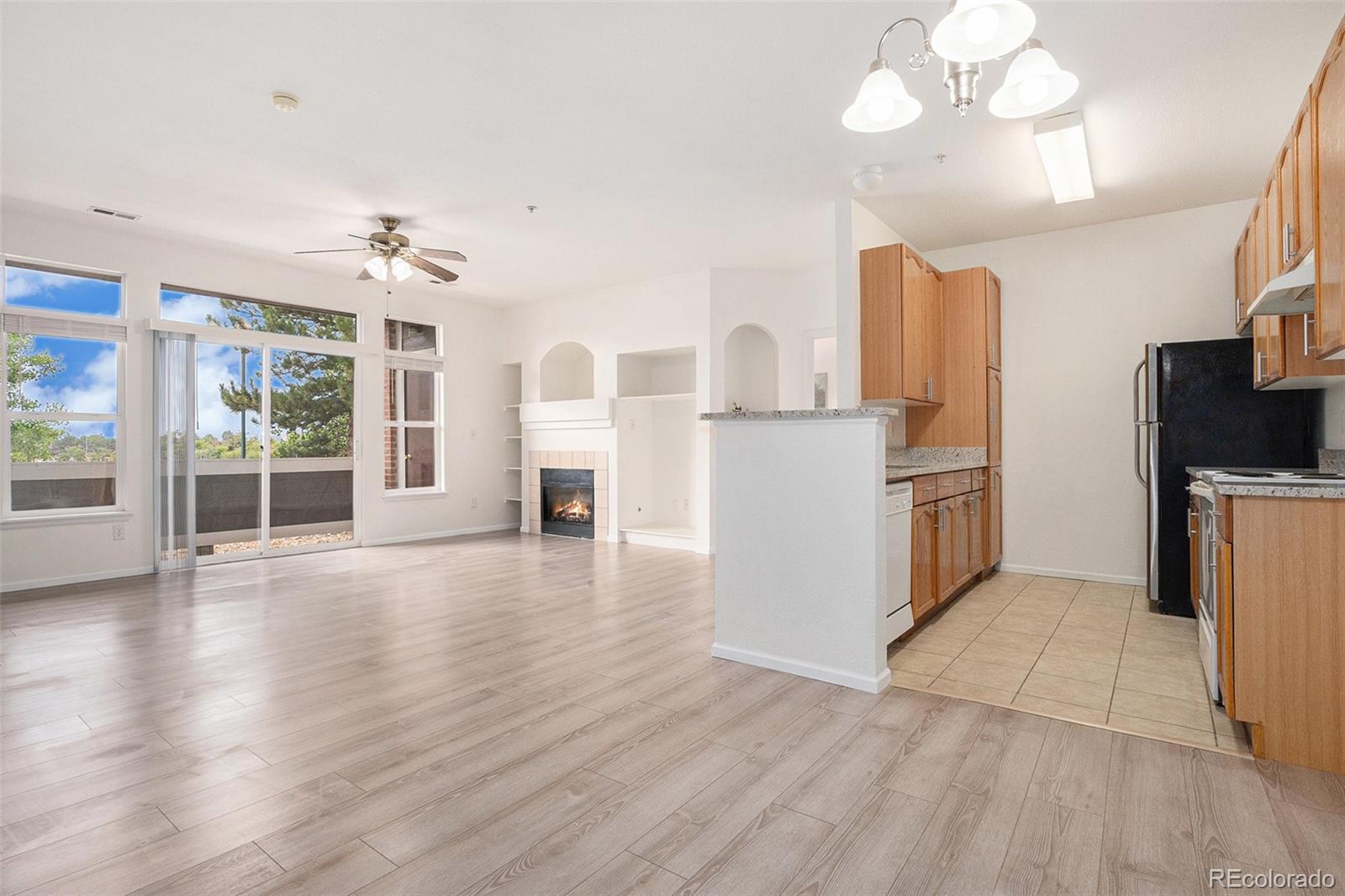 MLS Image #6 for 14333 e 1st drive 108,aurora, Colorado