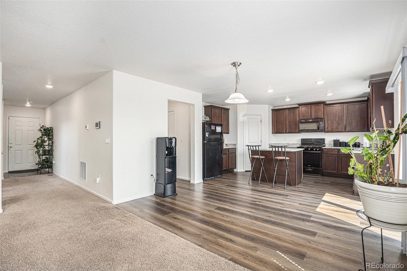 MLS Image #5 for 2004  wildwood street,lochbuie, Colorado