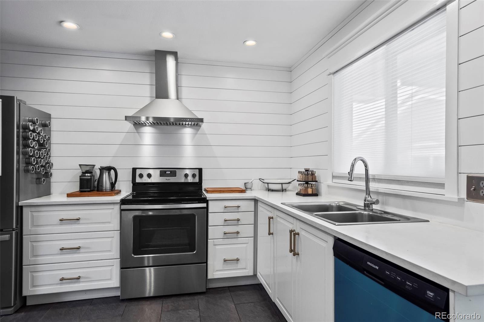 MLS Image #11 for 1866 s zeno way,aurora, Colorado