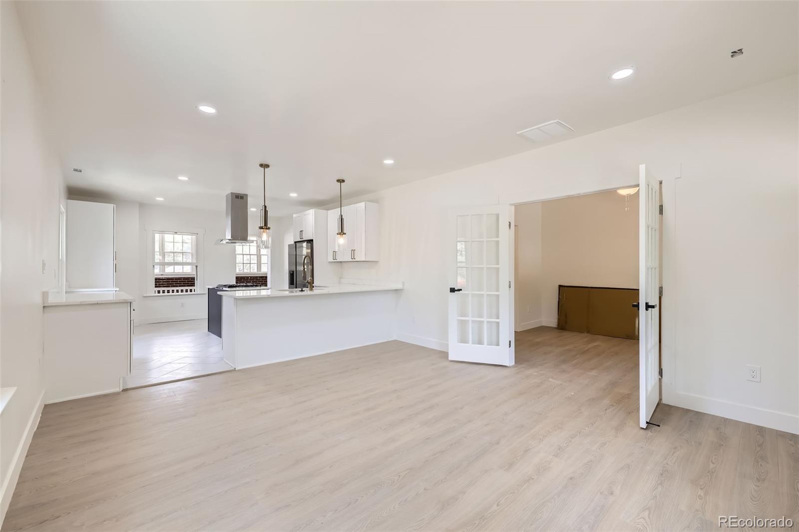 MLS Image #5 for 3924 w 29th avenue,denver, Colorado