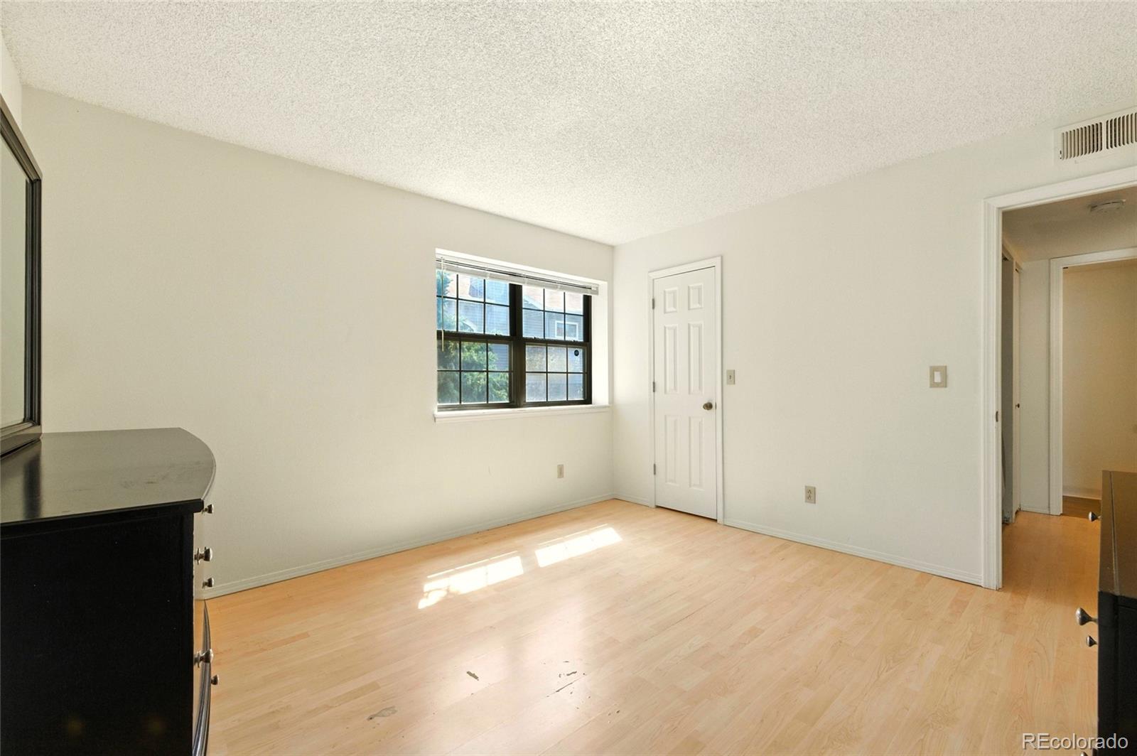 MLS Image #16 for 922 s walden street,aurora, Colorado