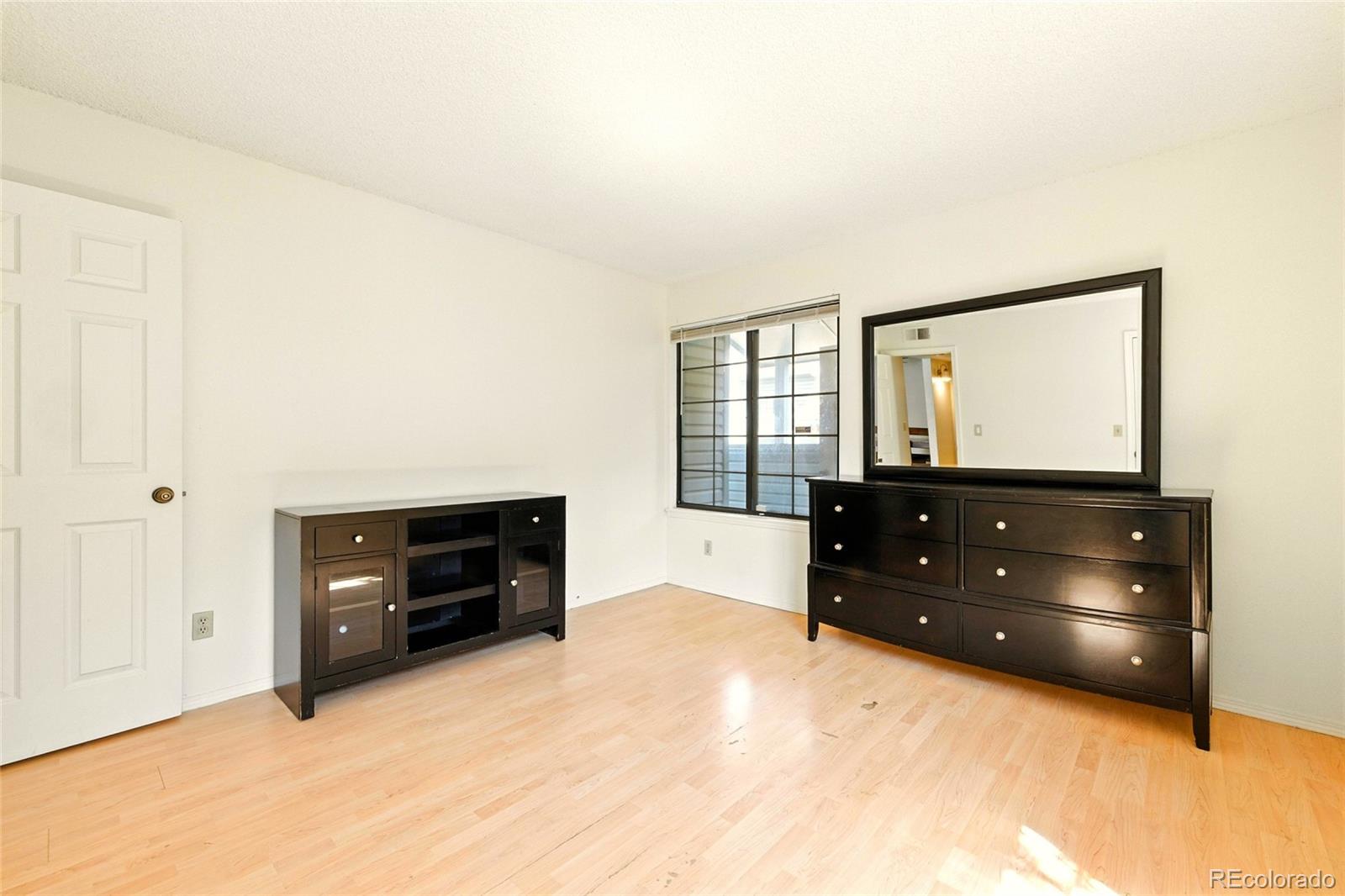 MLS Image #19 for 922 s walden street,aurora, Colorado