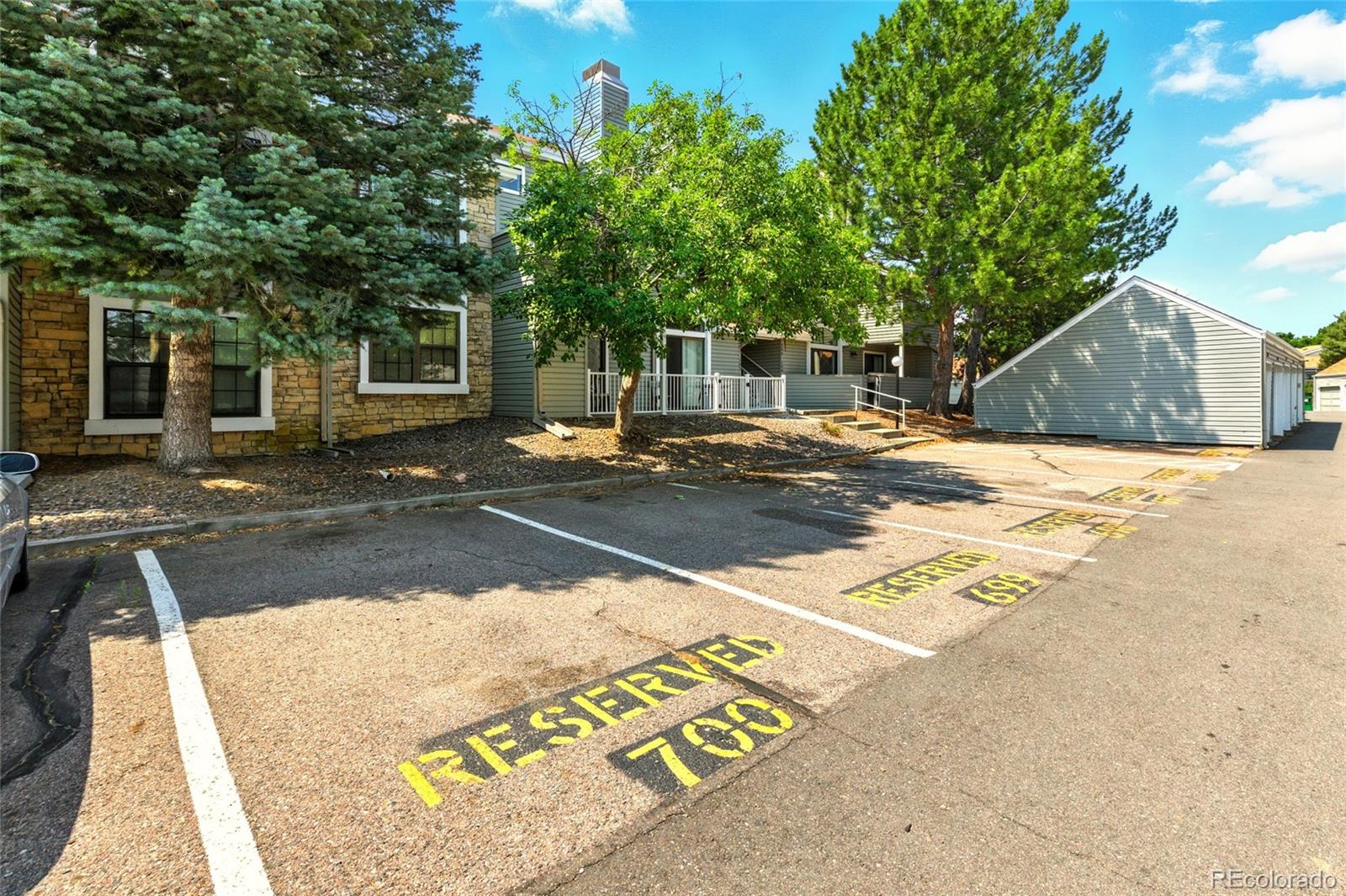 MLS Image #23 for 922 s walden street,aurora, Colorado