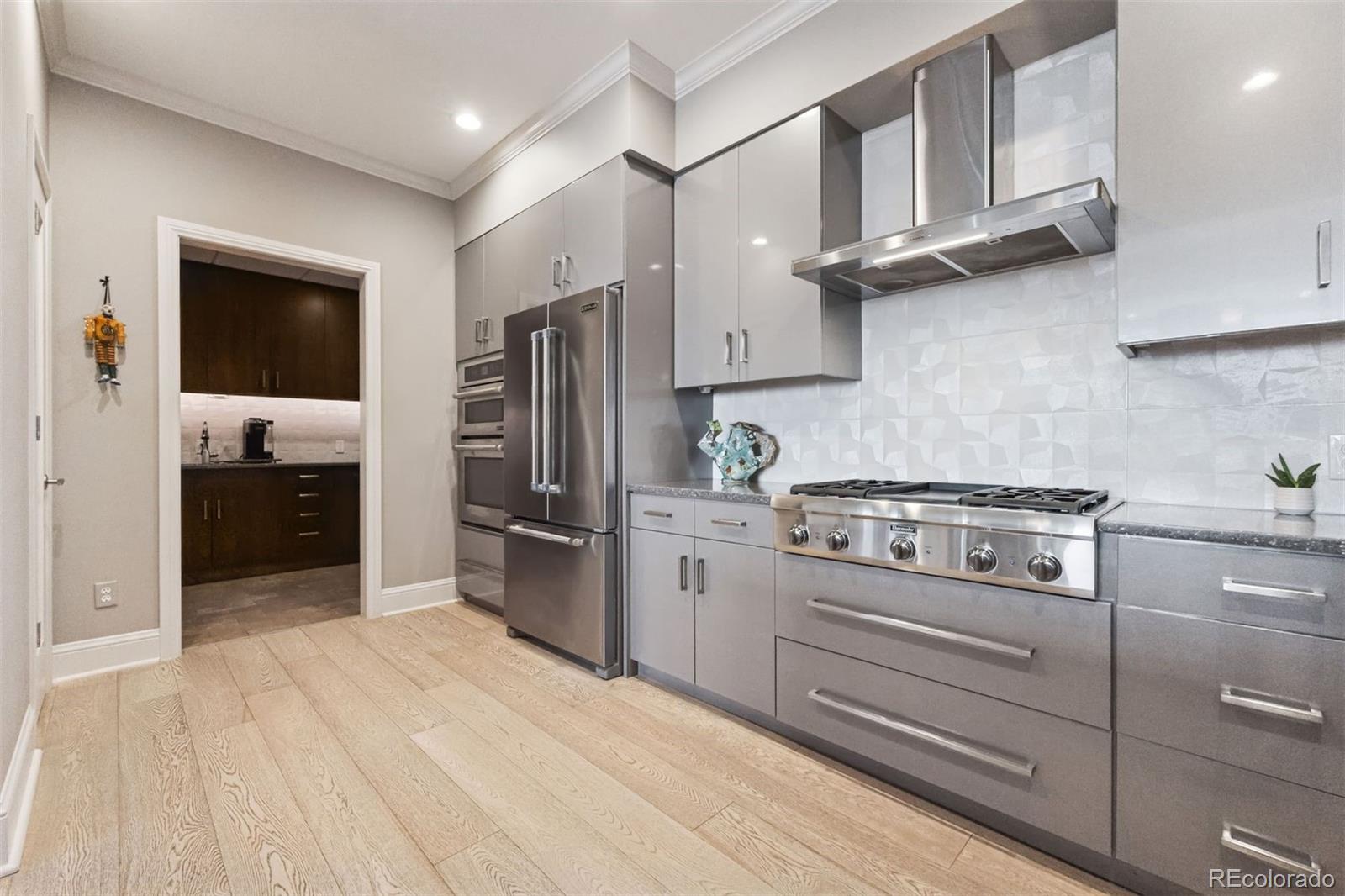 MLS Image #4 for 7600  landmark way,englewood, Colorado