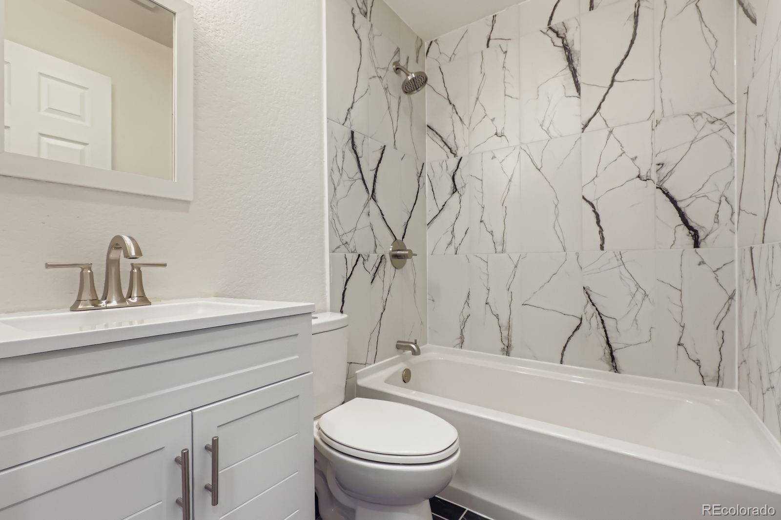 MLS Image #13 for 831  sable boulevard,aurora, Colorado
