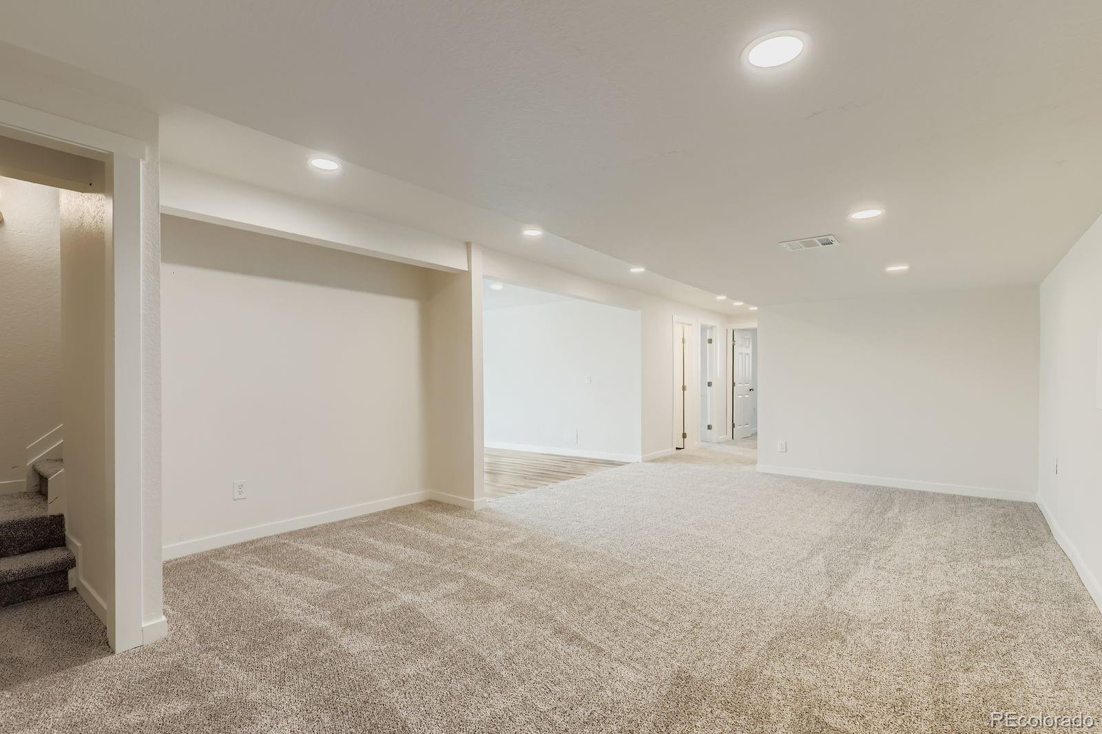 MLS Image #18 for 831  sable boulevard,aurora, Colorado