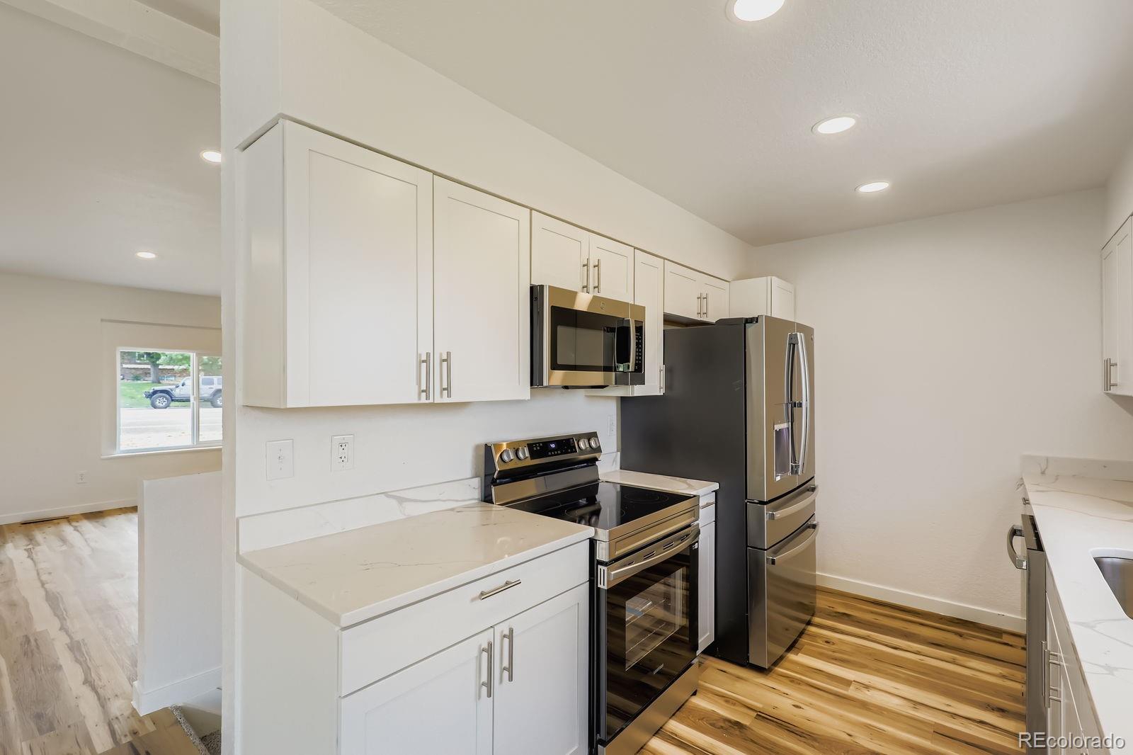 MLS Image #7 for 831  sable boulevard,aurora, Colorado