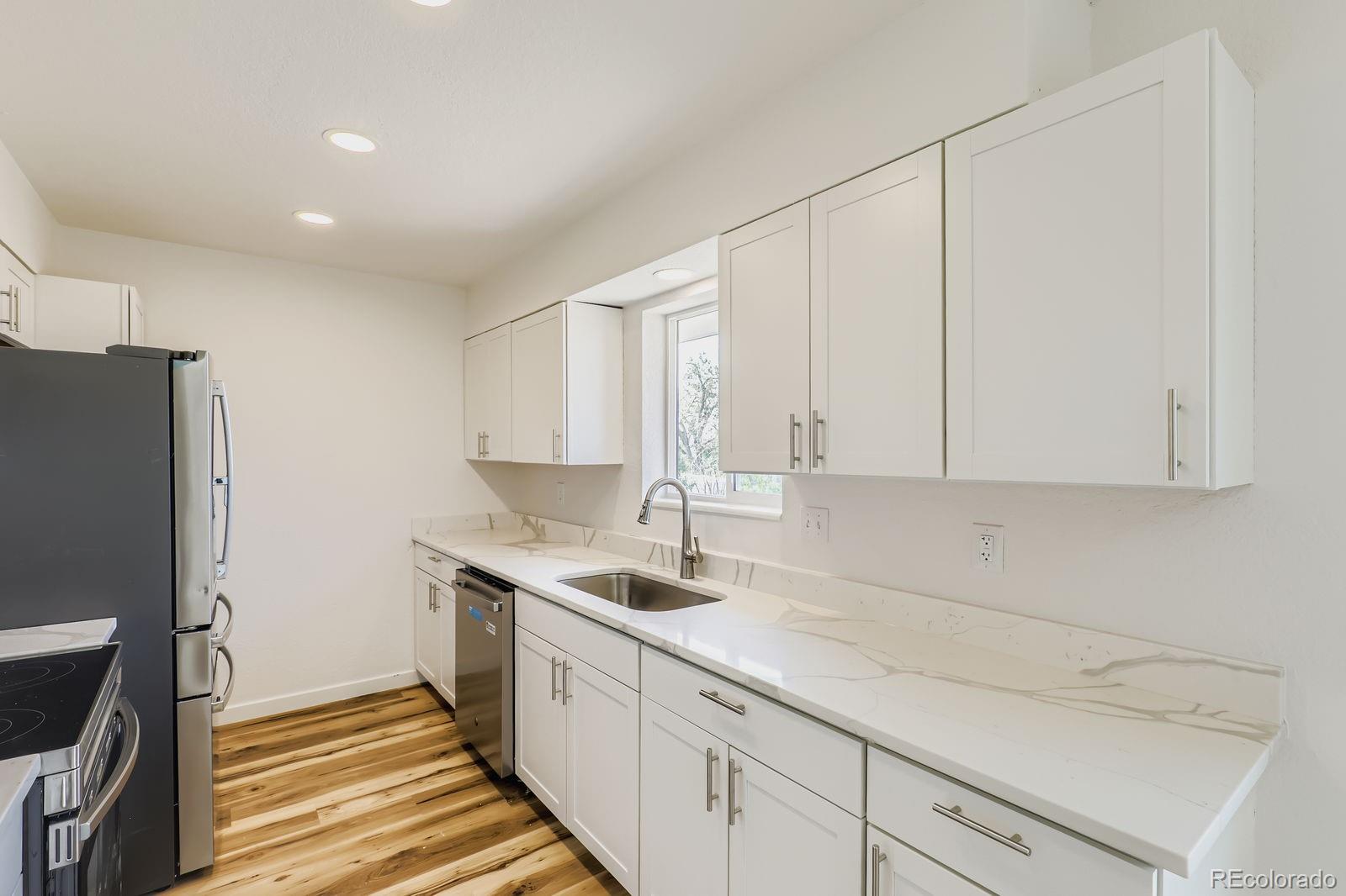 MLS Image #8 for 831  sable boulevard,aurora, Colorado