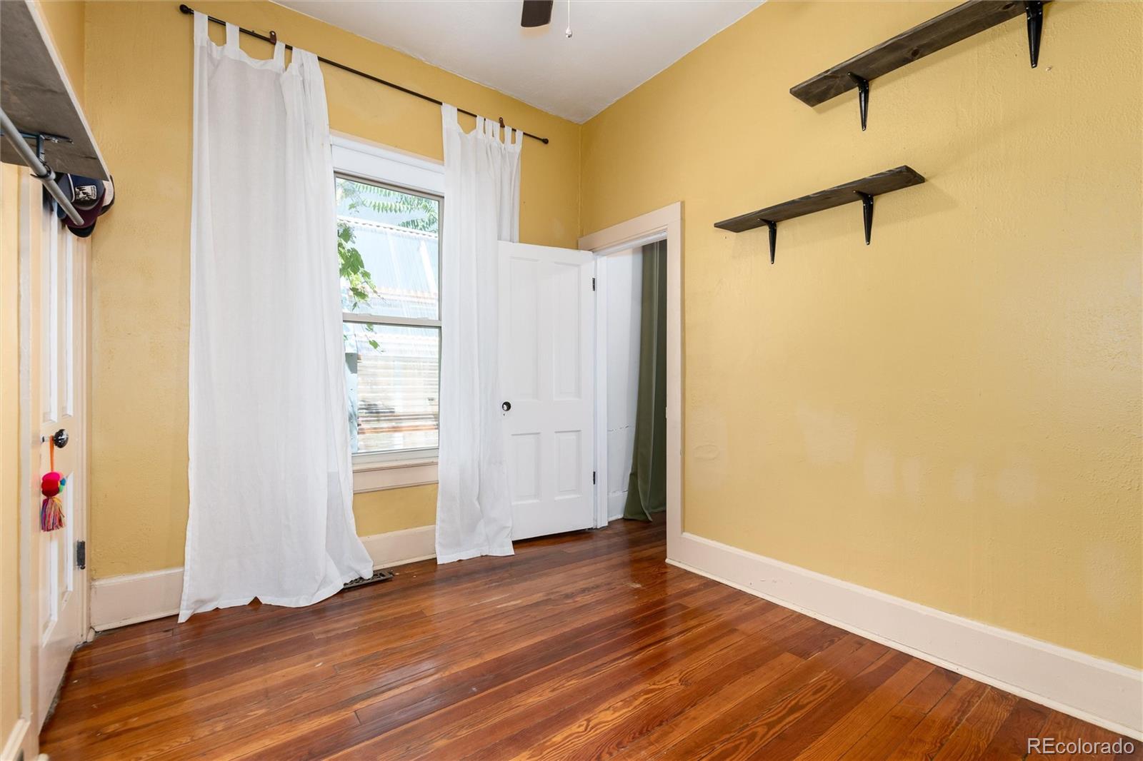 MLS Image #10 for 1524 w nevada place,denver, Colorado