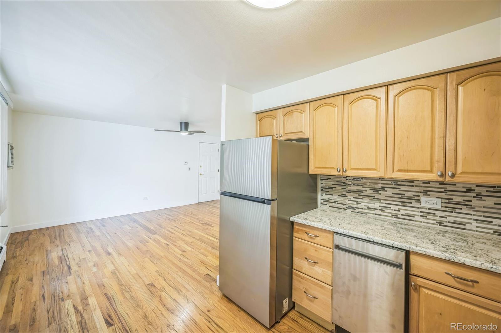MLS Image #15 for 985  corona street,denver, Colorado