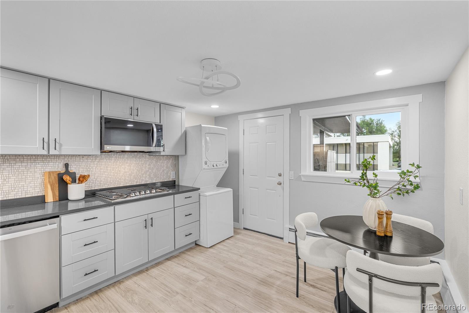 MLS Image #11 for 6506 w 14th avenue,lakewood, Colorado