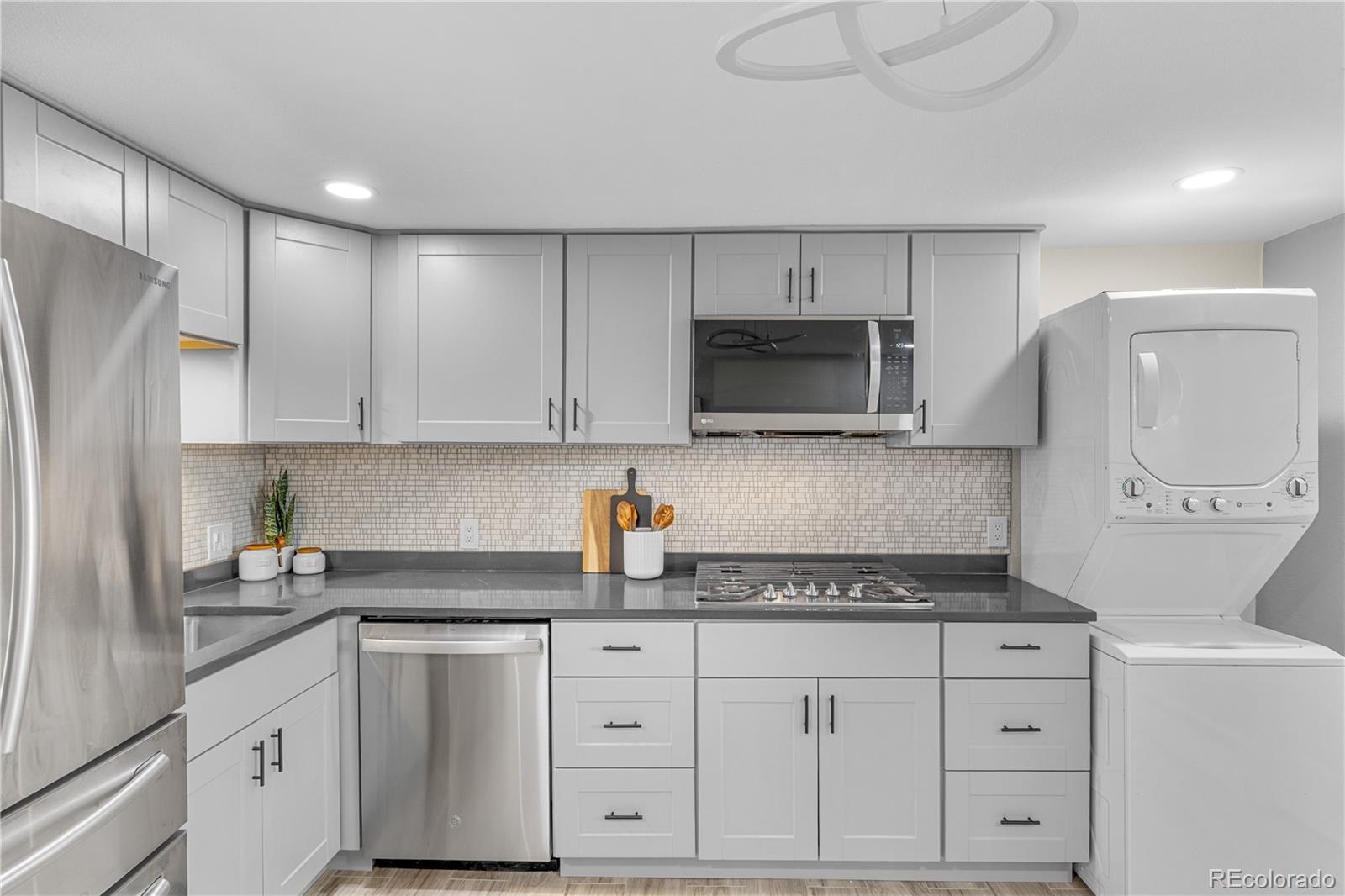 MLS Image #12 for 6506 w 14th avenue,lakewood, Colorado