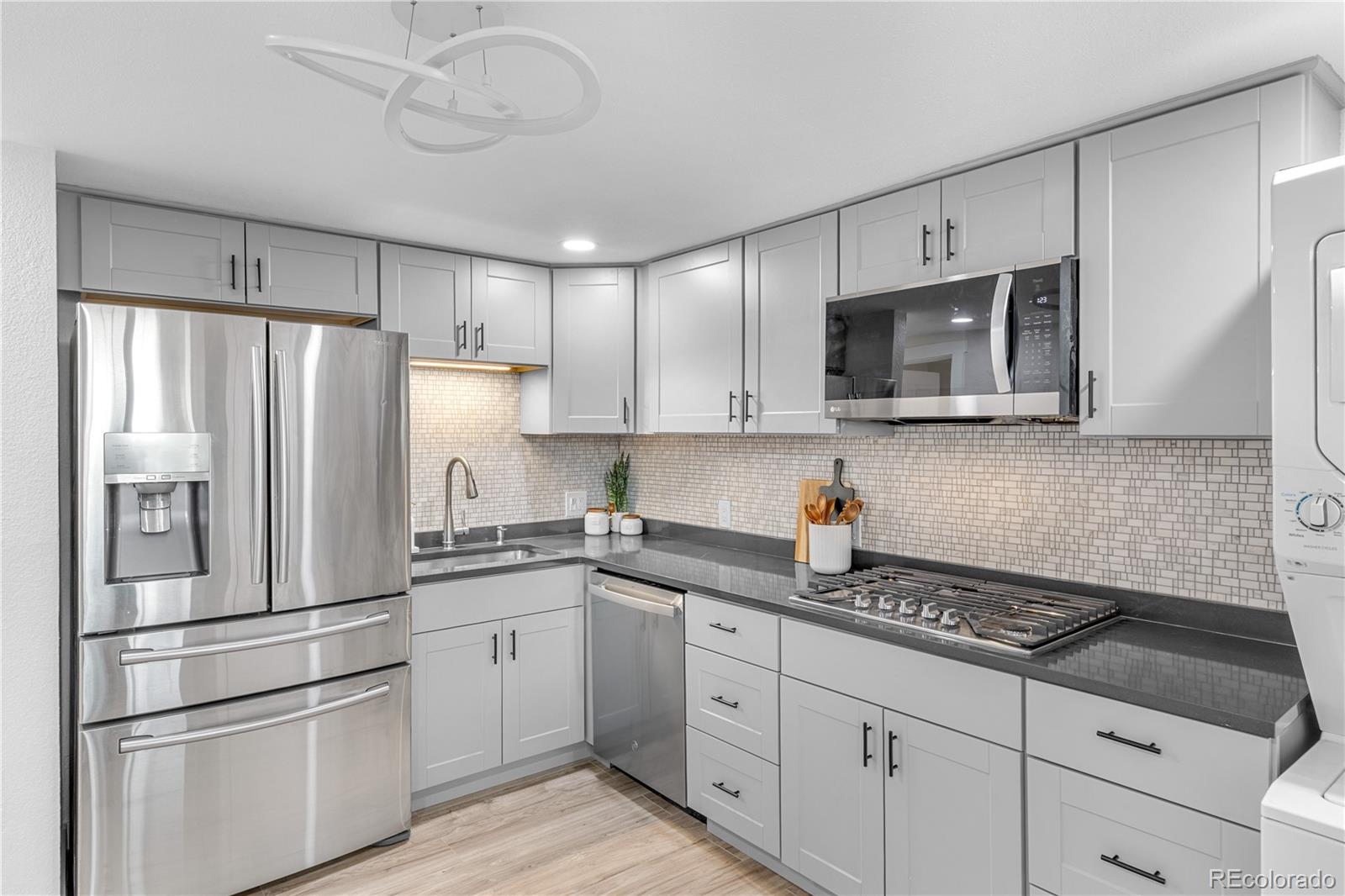 MLS Image #13 for 6506 w 14th avenue,lakewood, Colorado