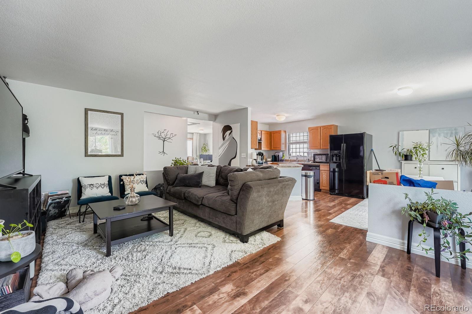 MLS Image #5 for 18660 e 42nd place,denver, Colorado