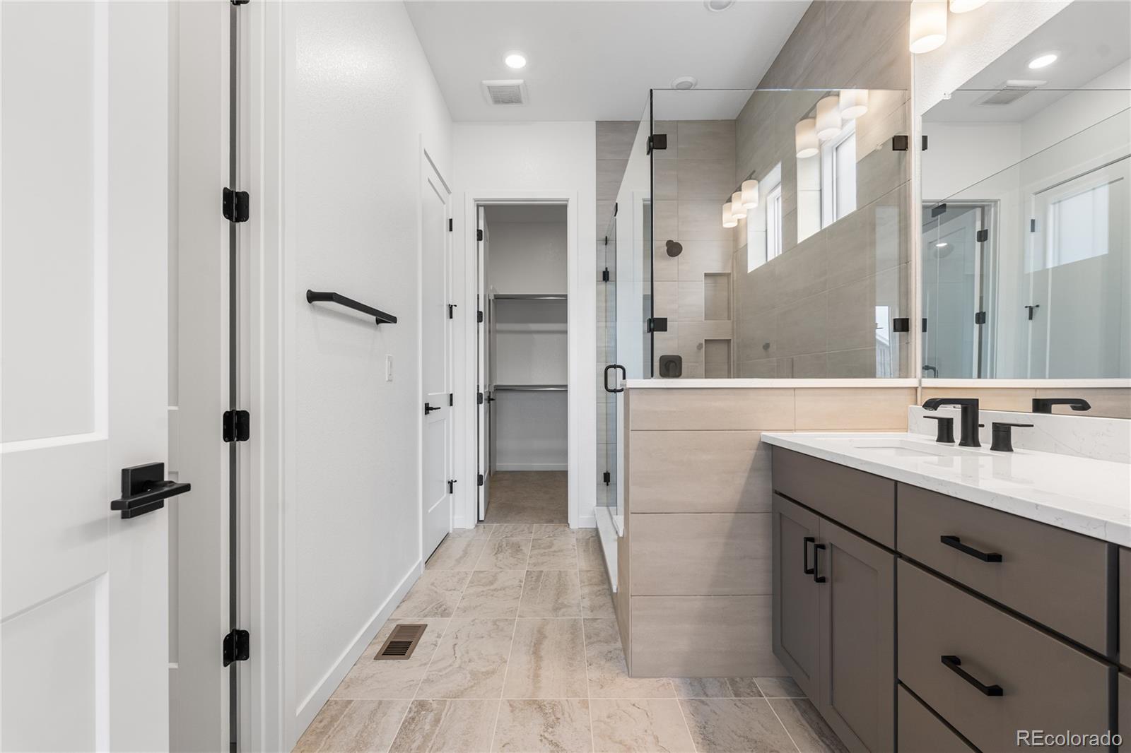MLS Image #20 for 11112  amber light circle,littleton, Colorado