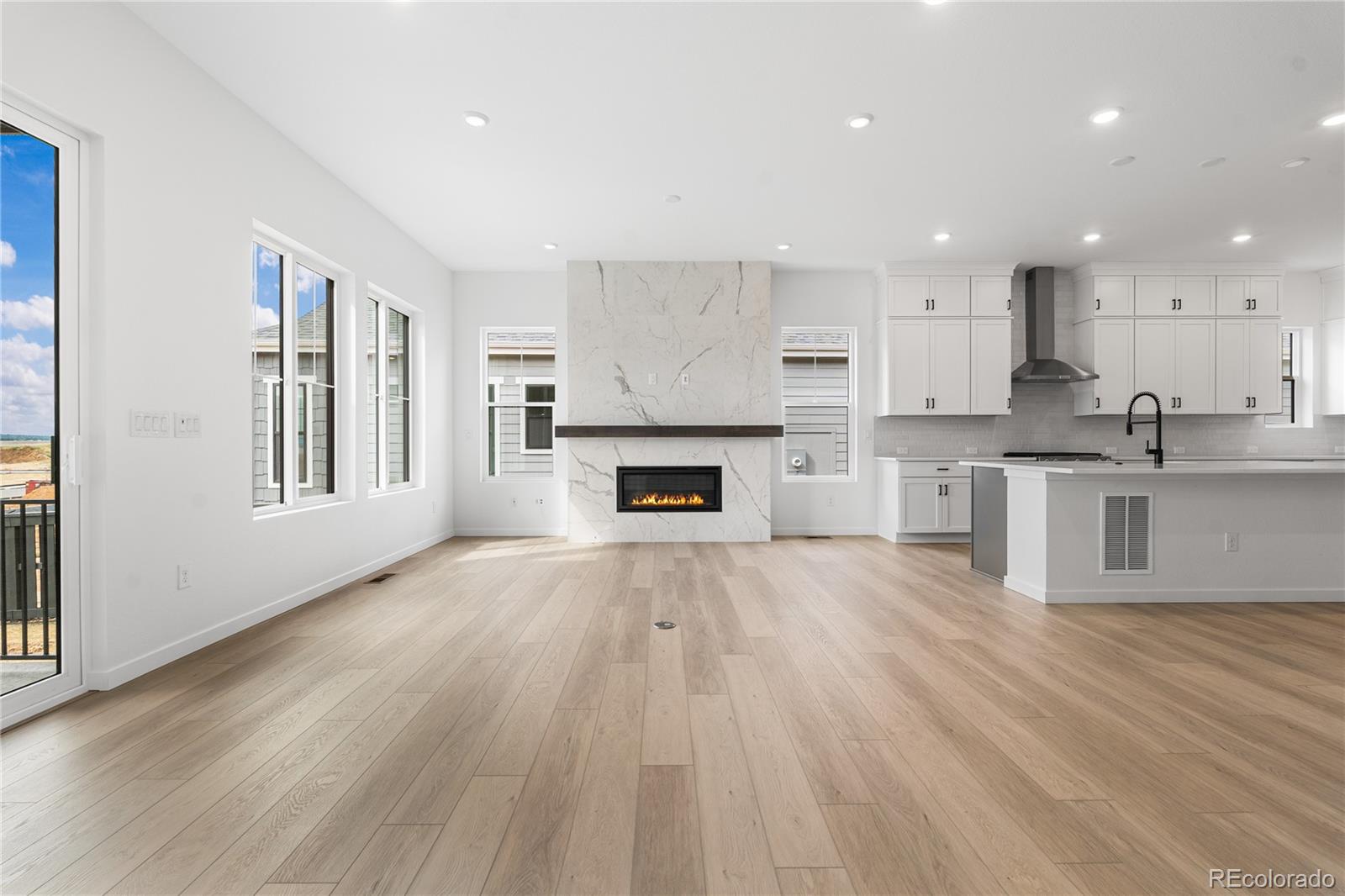 MLS Image #6 for 11112  amber light circle,littleton, Colorado